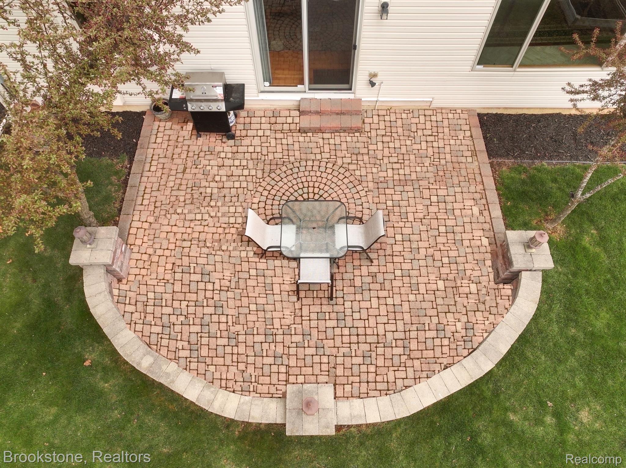 448 MARBLEWOOD Lane