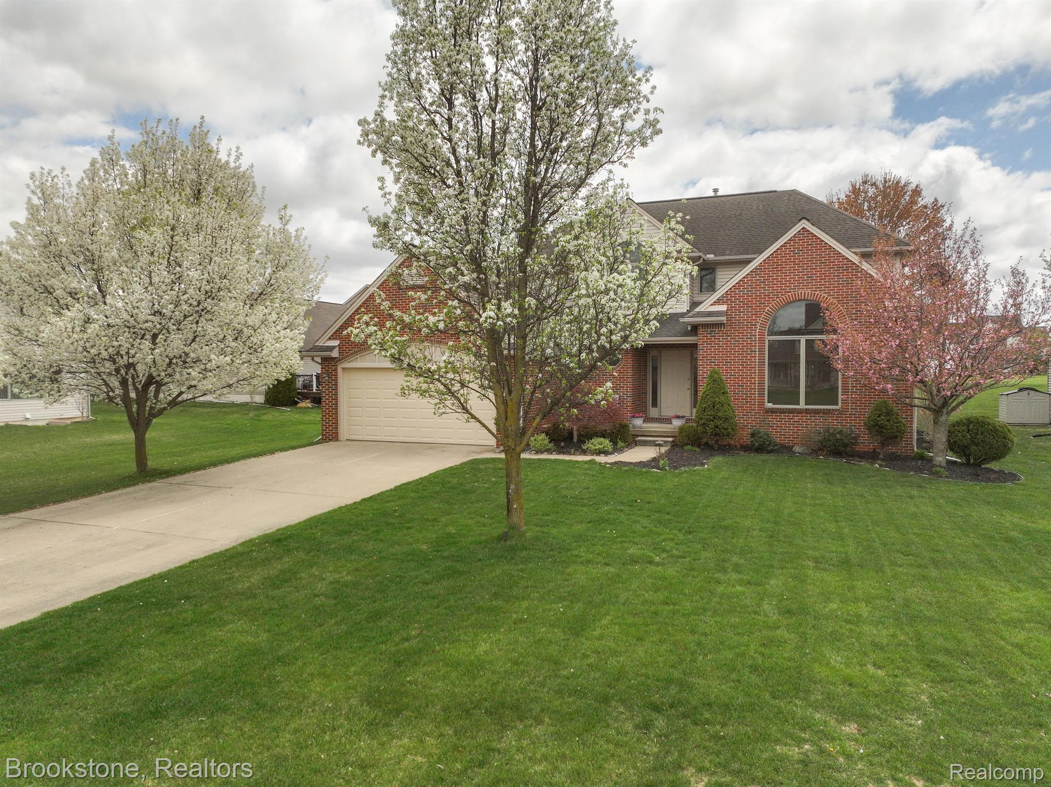 448 MARBLEWOOD Lane