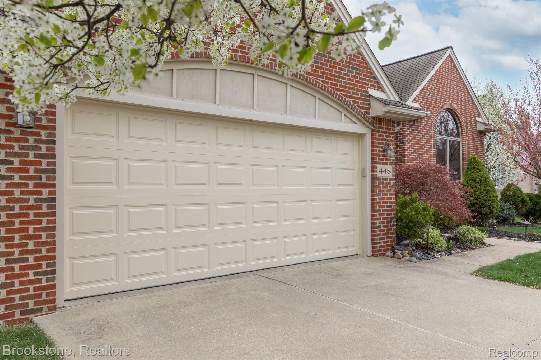 448 MARBLEWOOD Lane