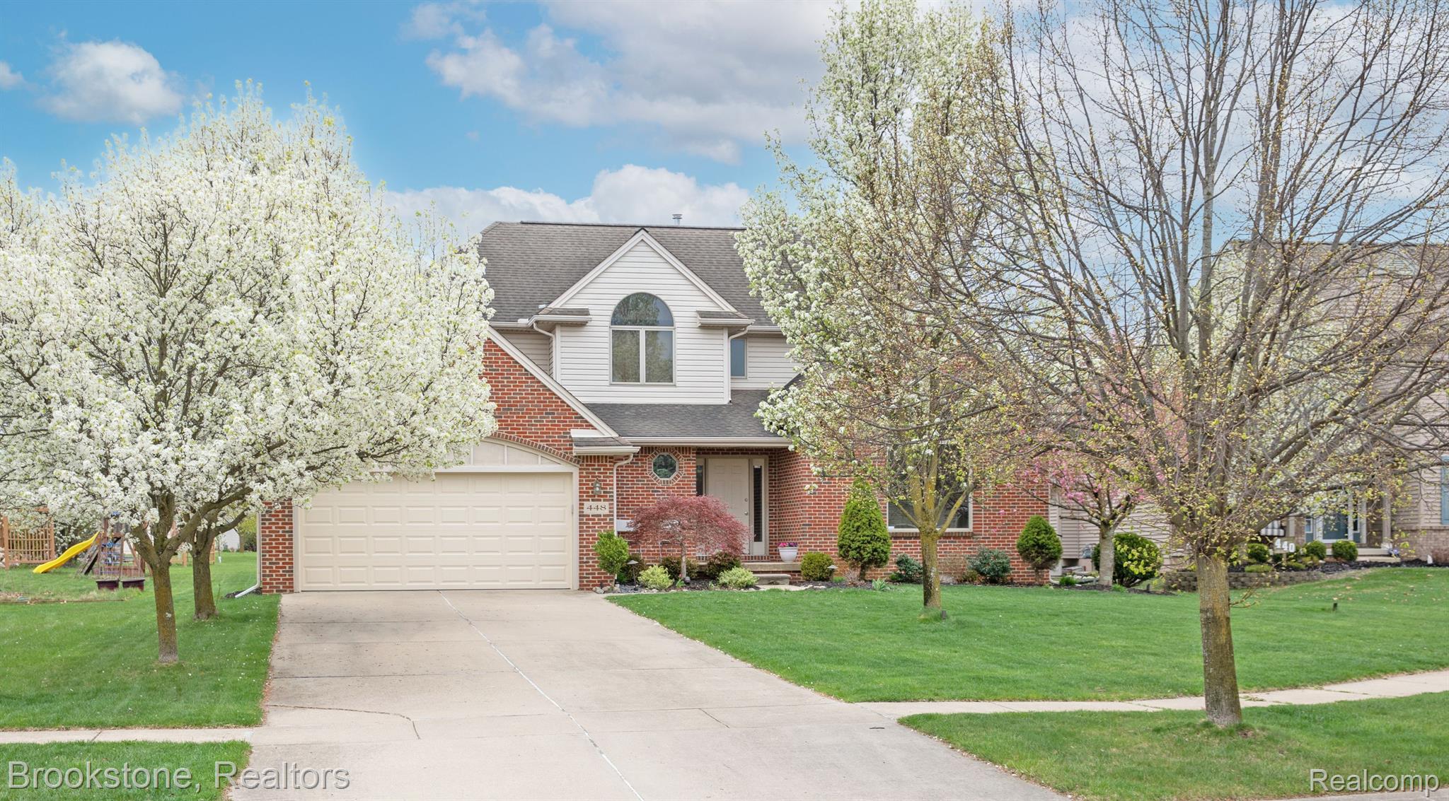 448 MARBLEWOOD Lane