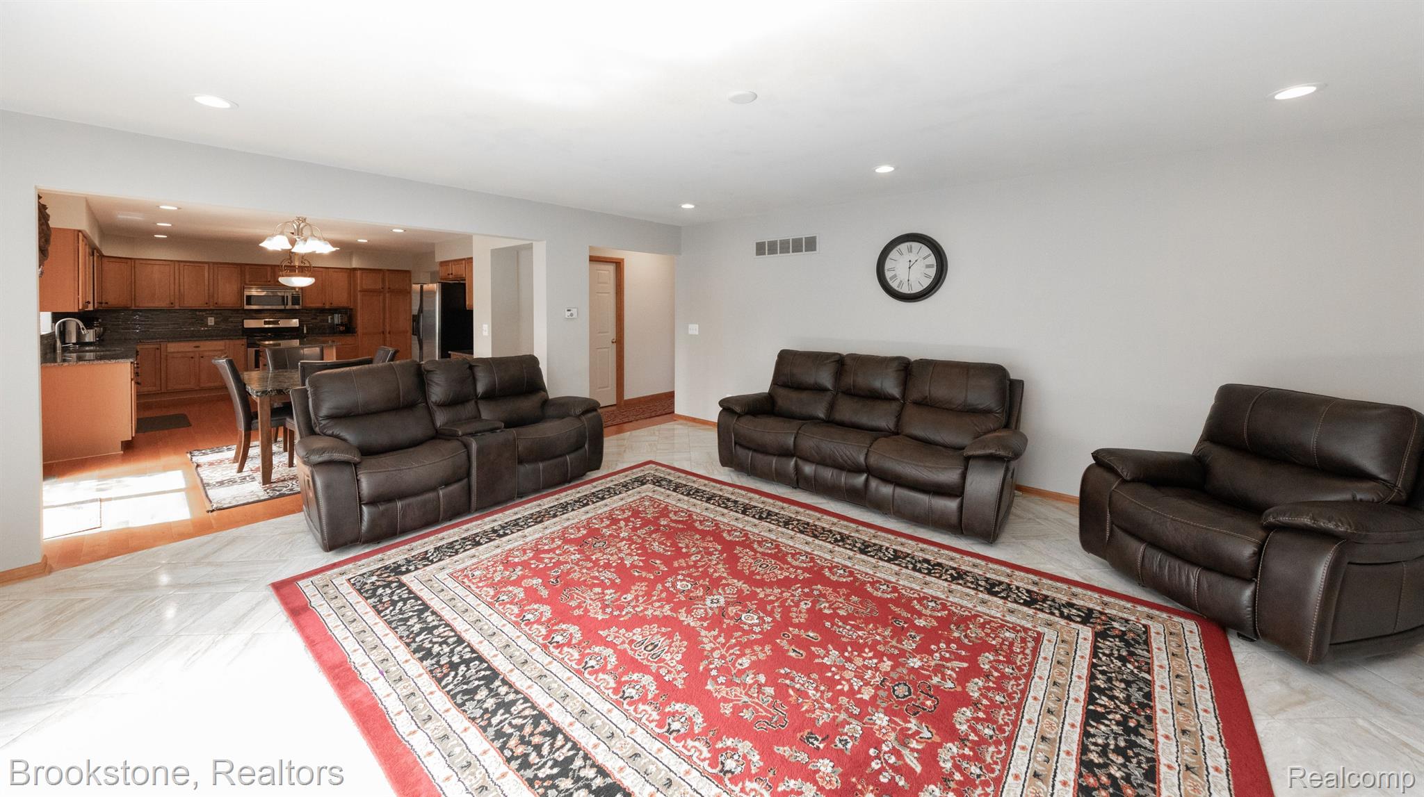 448 MARBLEWOOD Lane