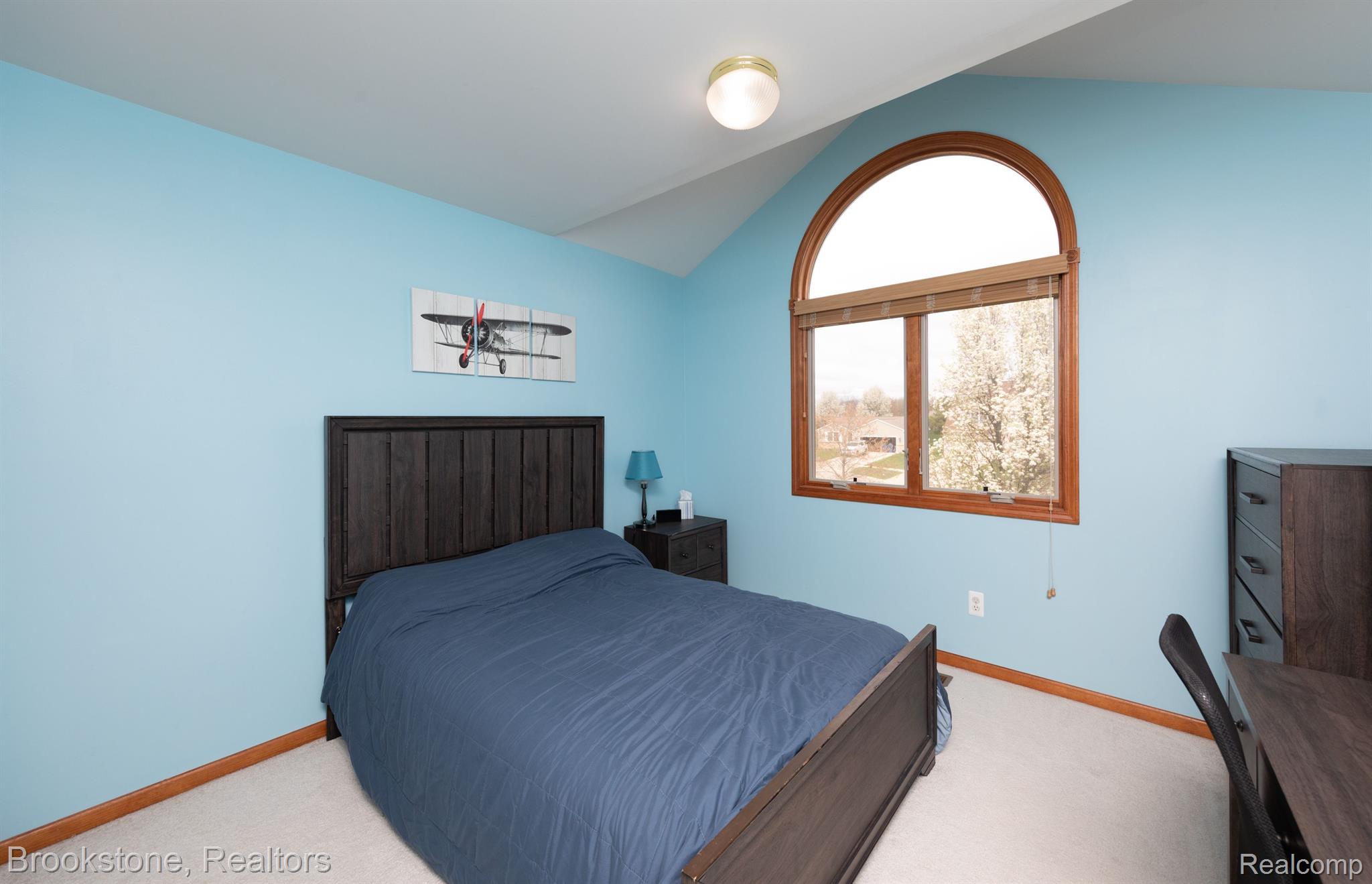448 MARBLEWOOD Lane