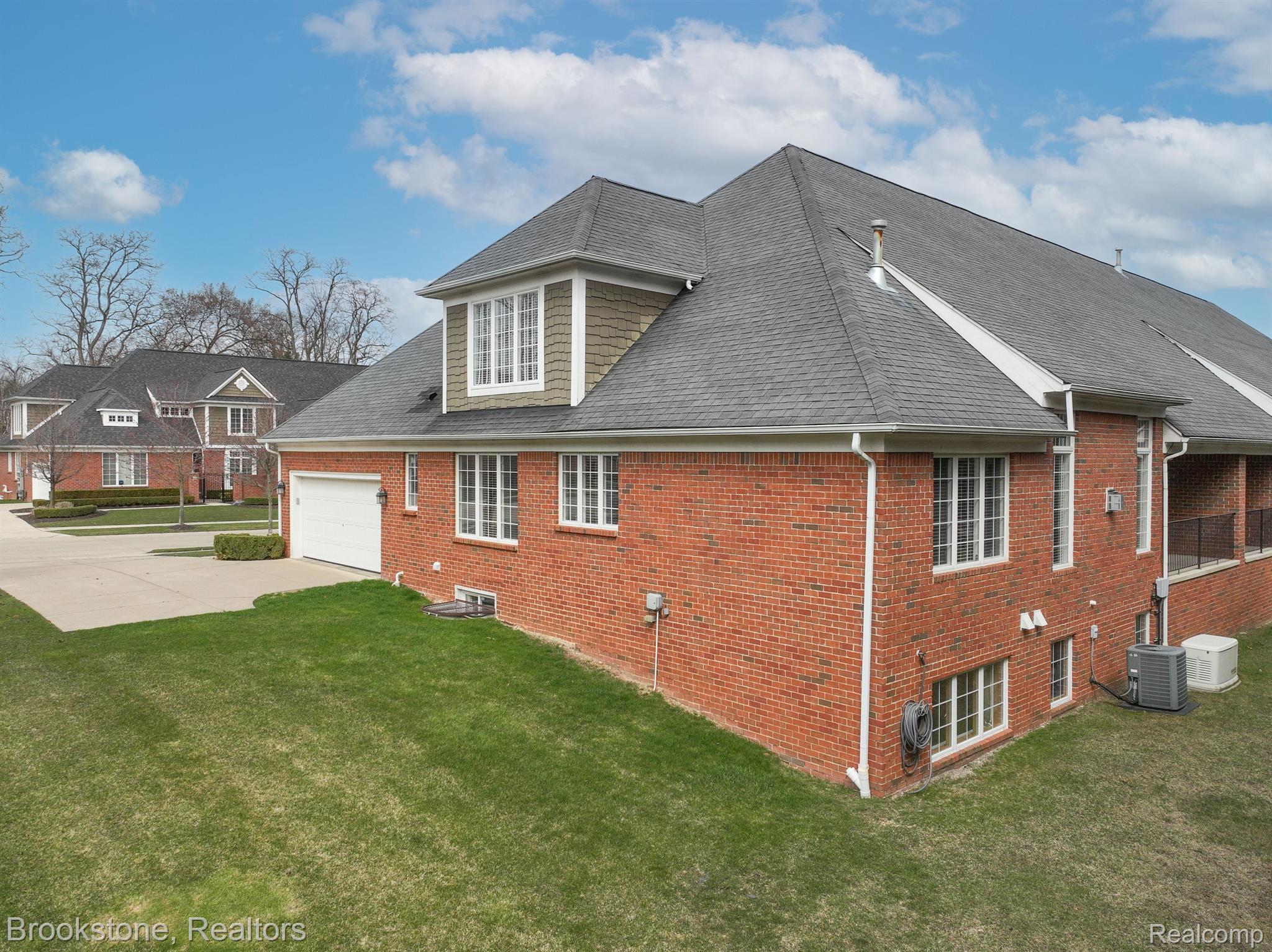 3926 APPALOOSA Drive