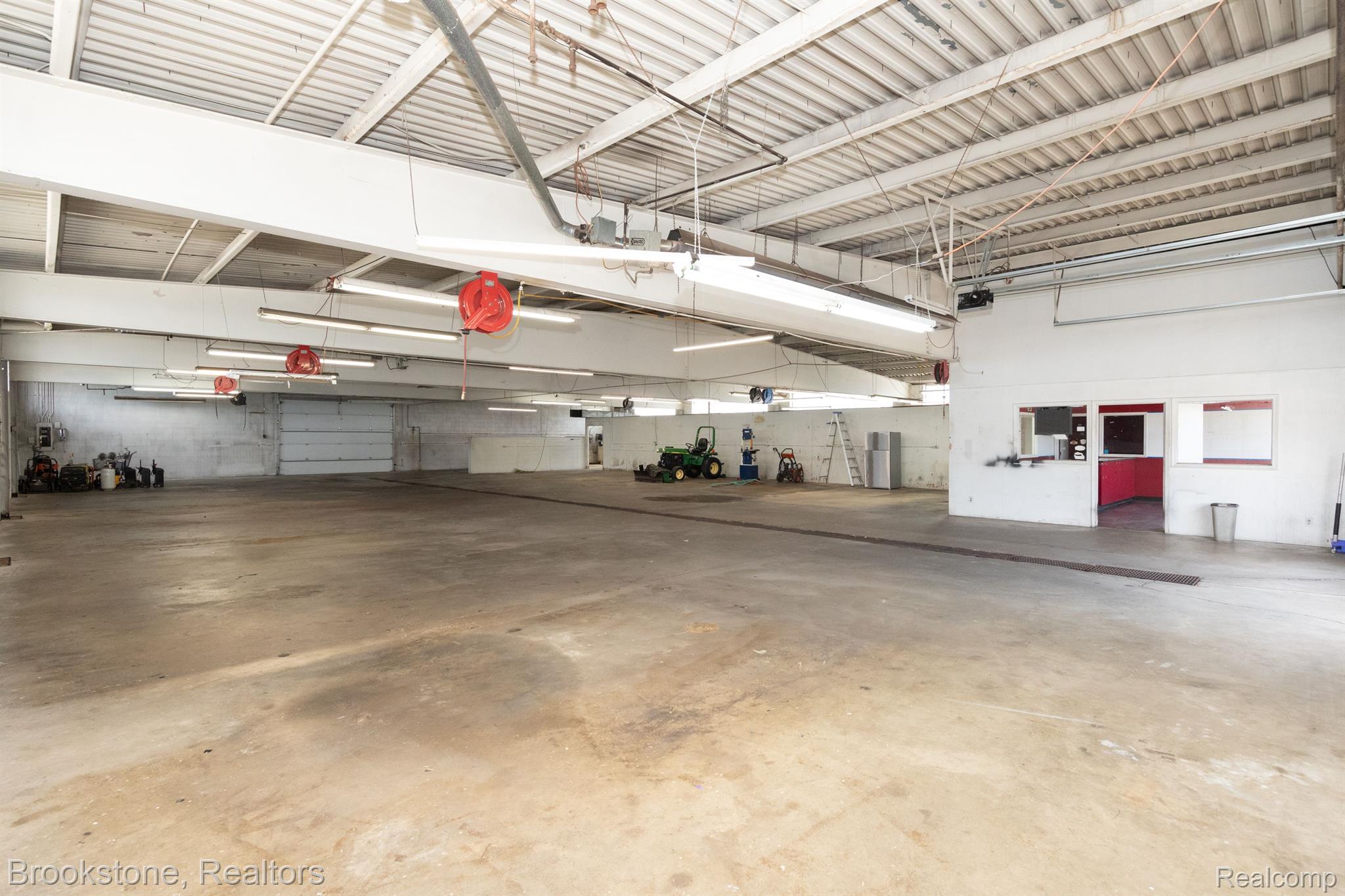 700 CESAR E CHAVEZ Avenue