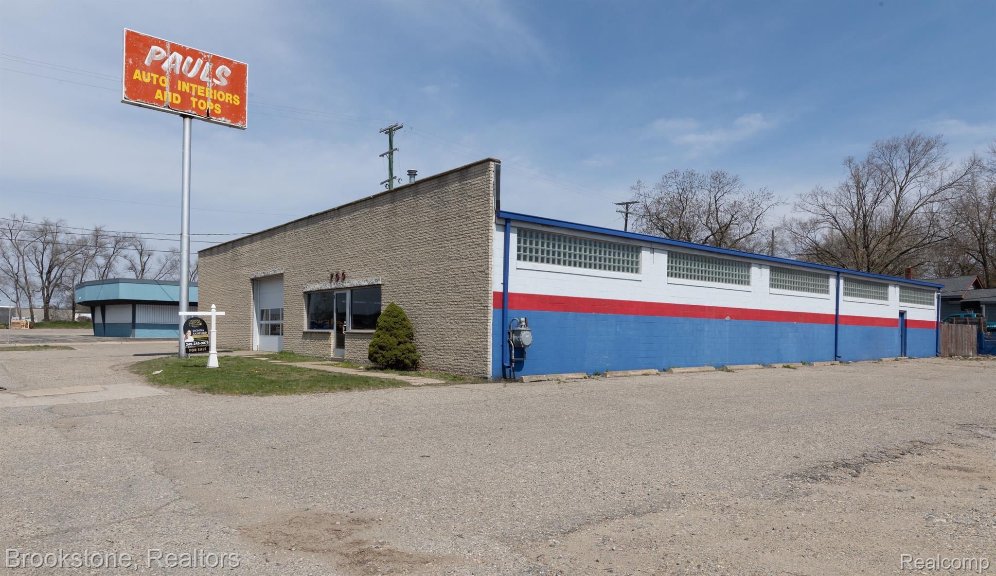 700 CESAR E CHAVEZ Avenue