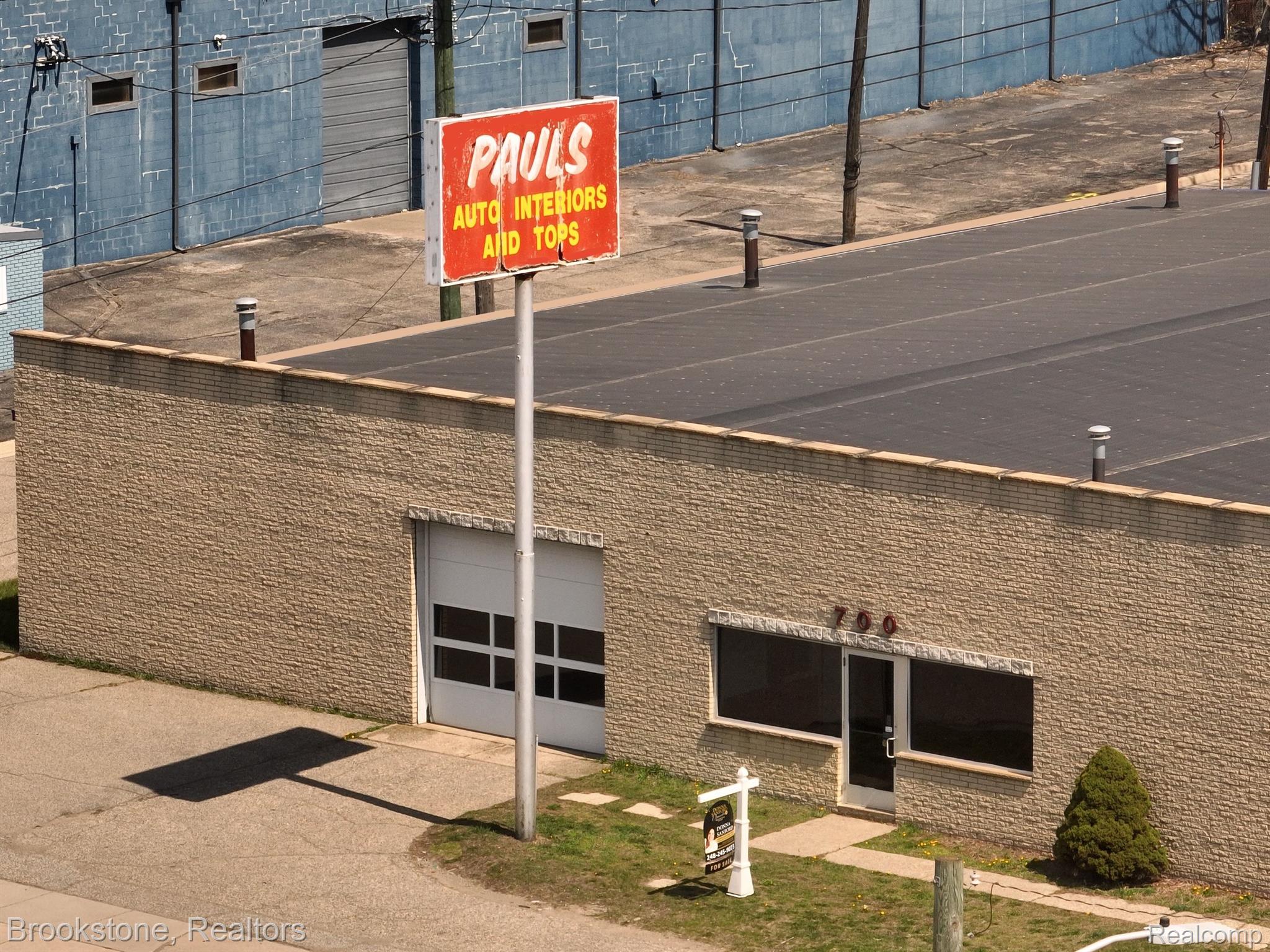 700 CESAR E CHAVEZ Avenue