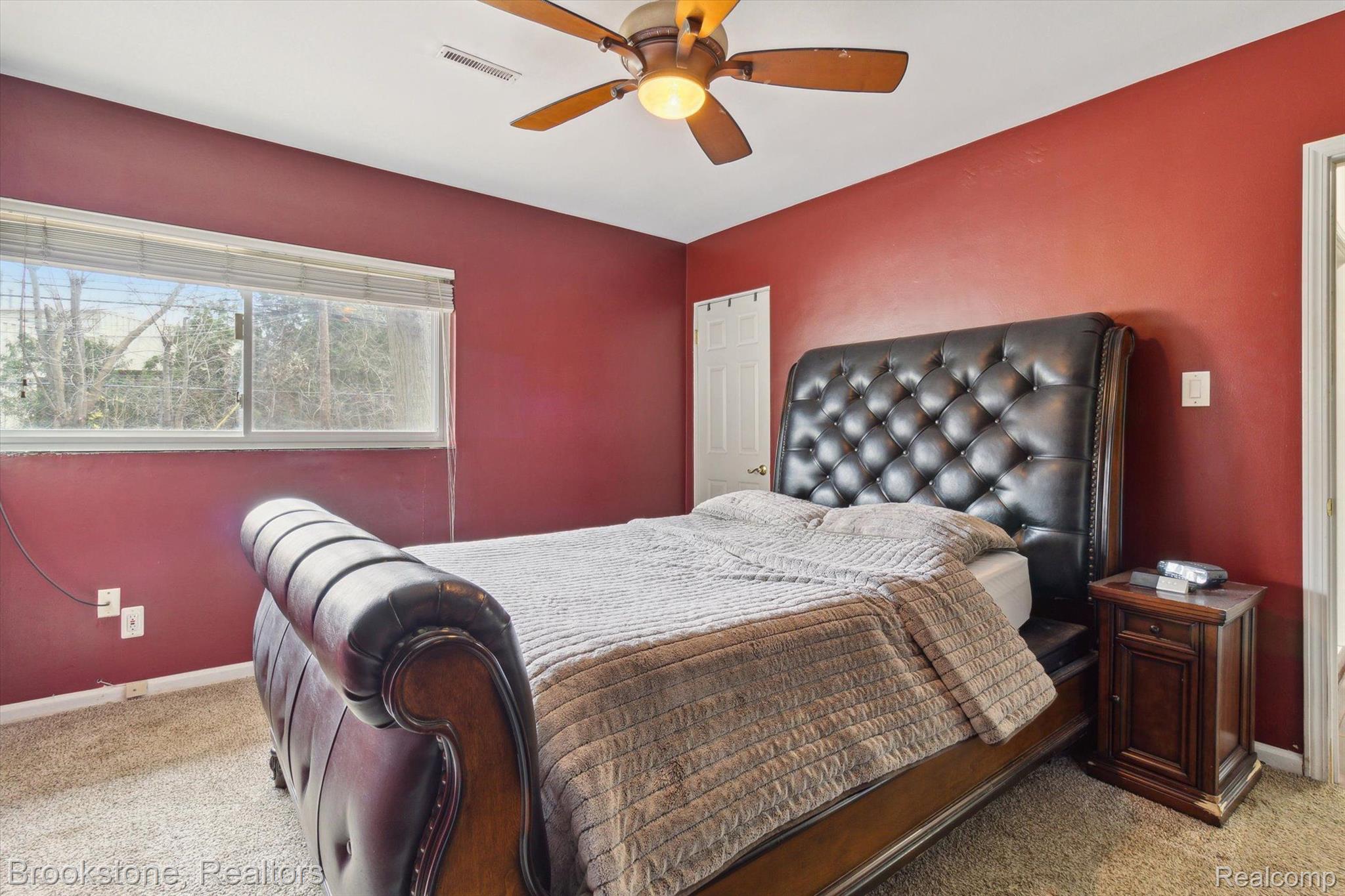 1475 AVONDALE Street