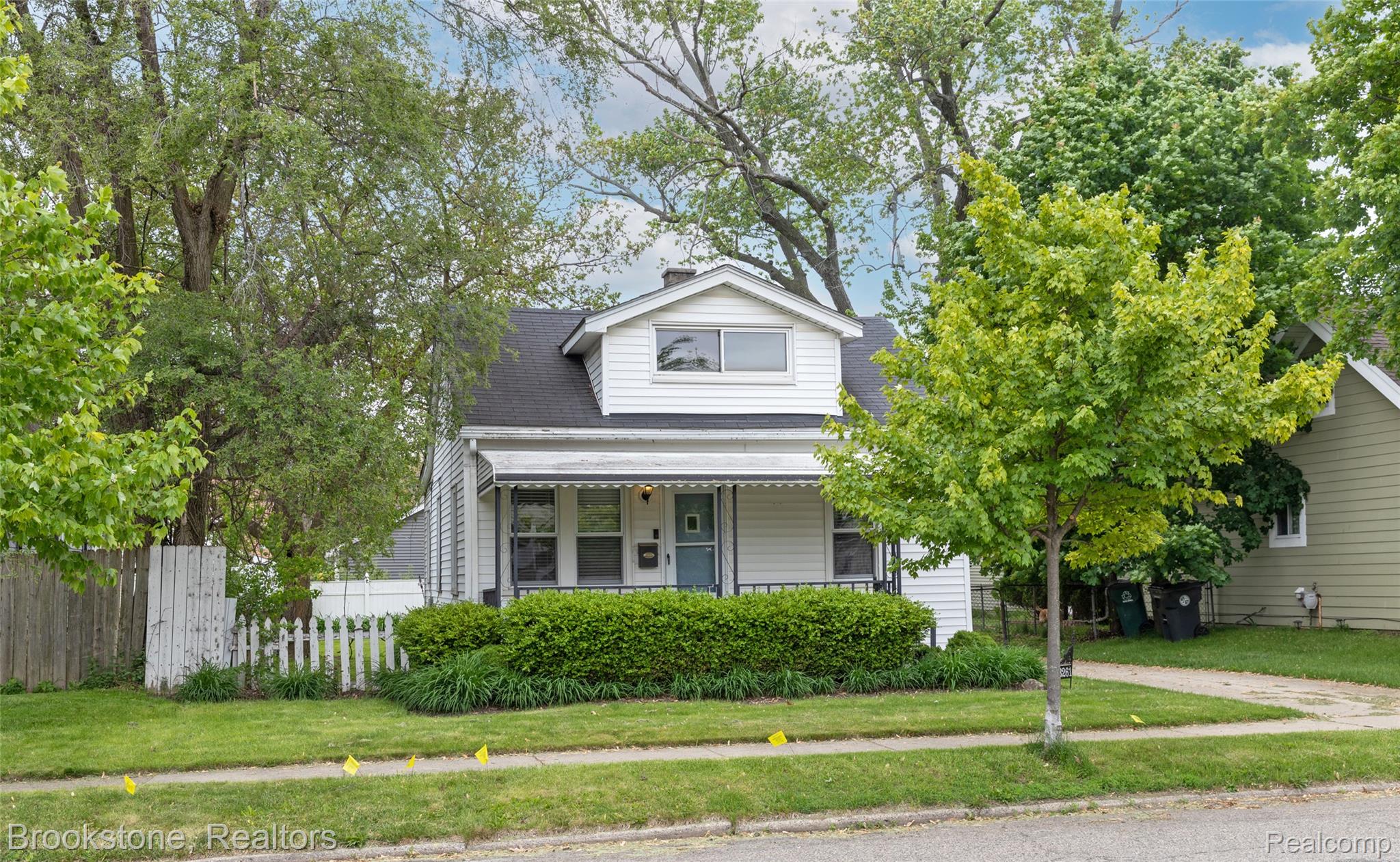 3261 GRIFFITH Avenue