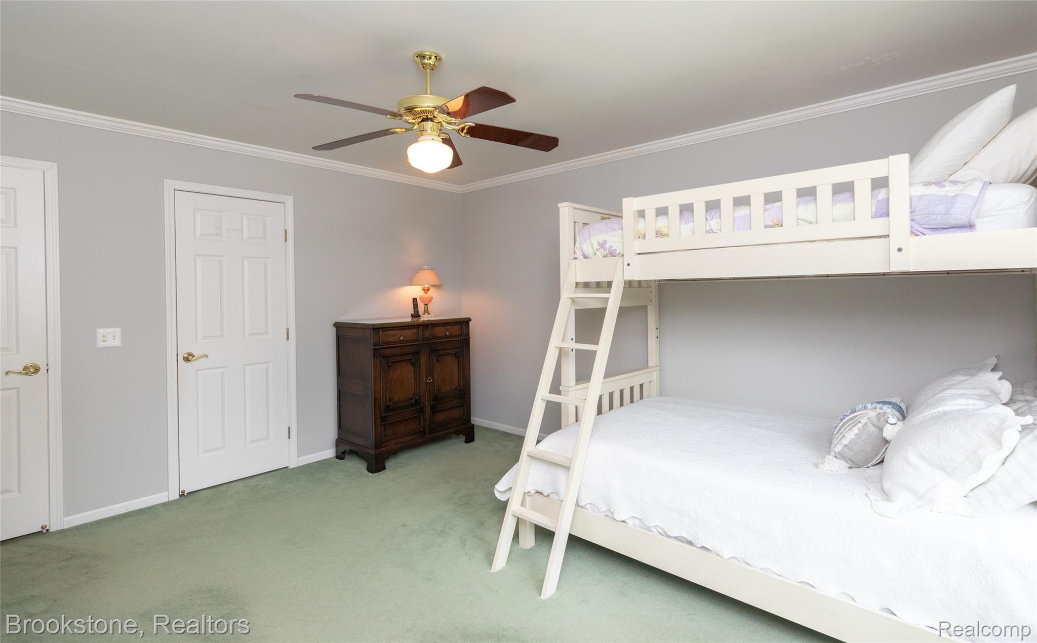 10207 Boulder Pass