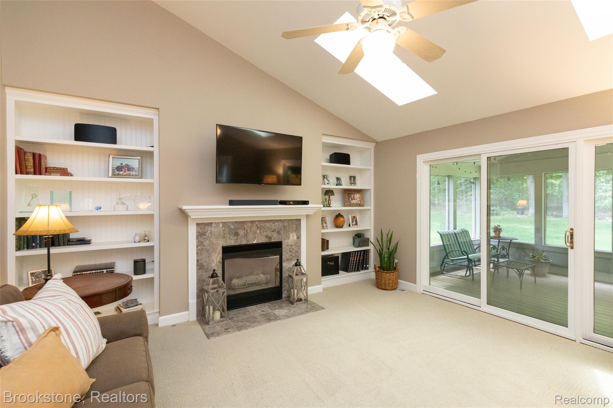 10207 Boulder Pass