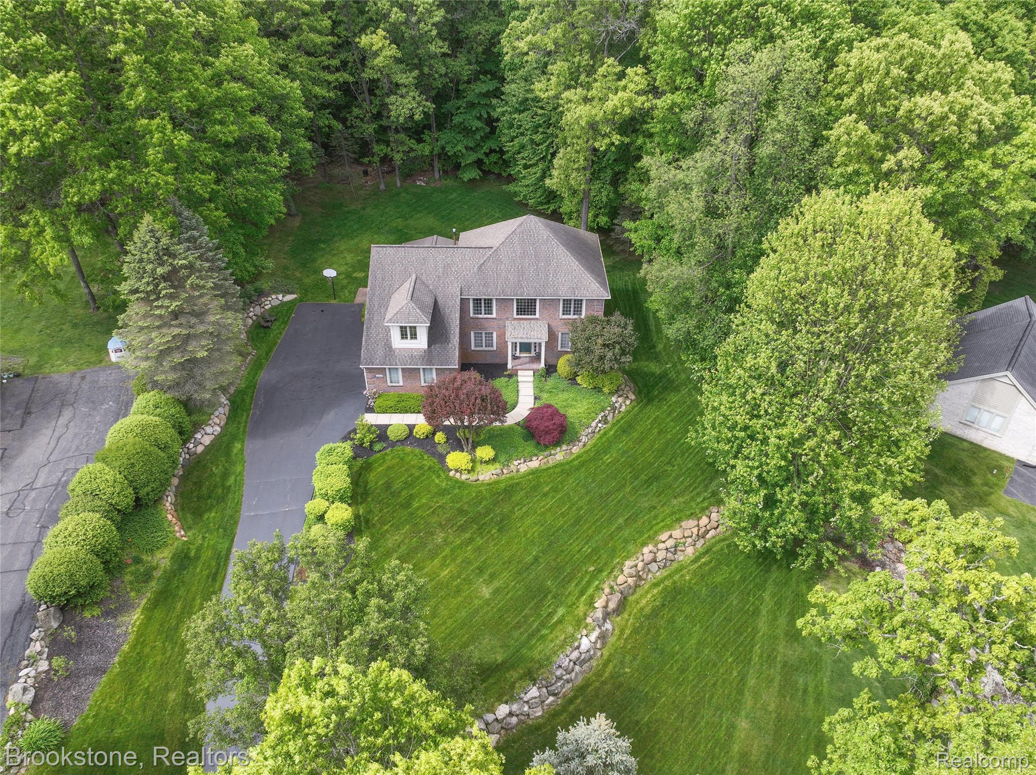10207 Boulder Pass