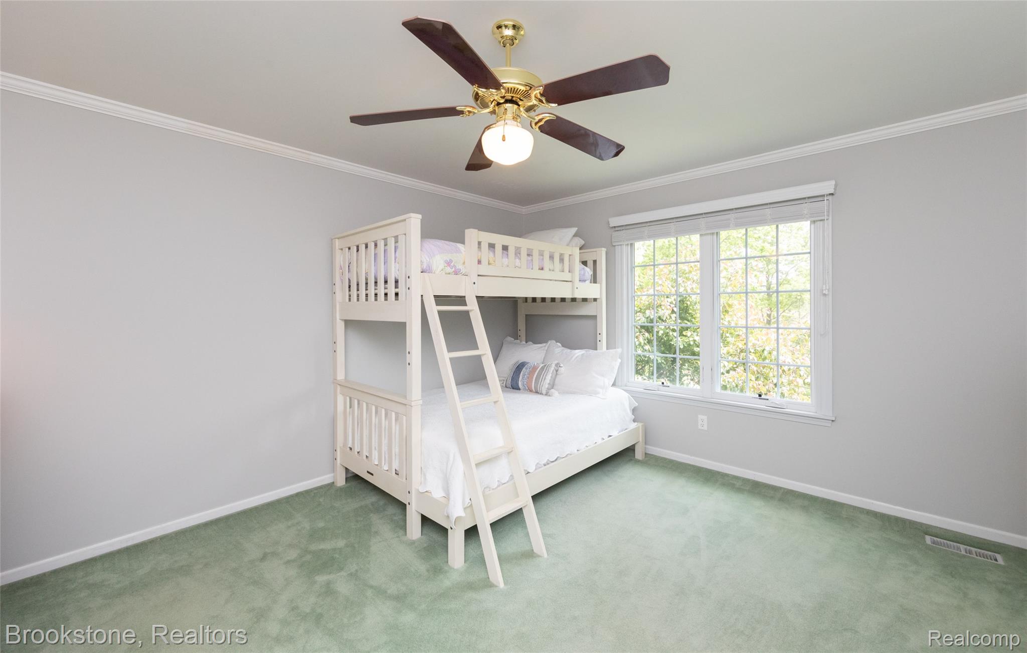10207 Boulder Pass