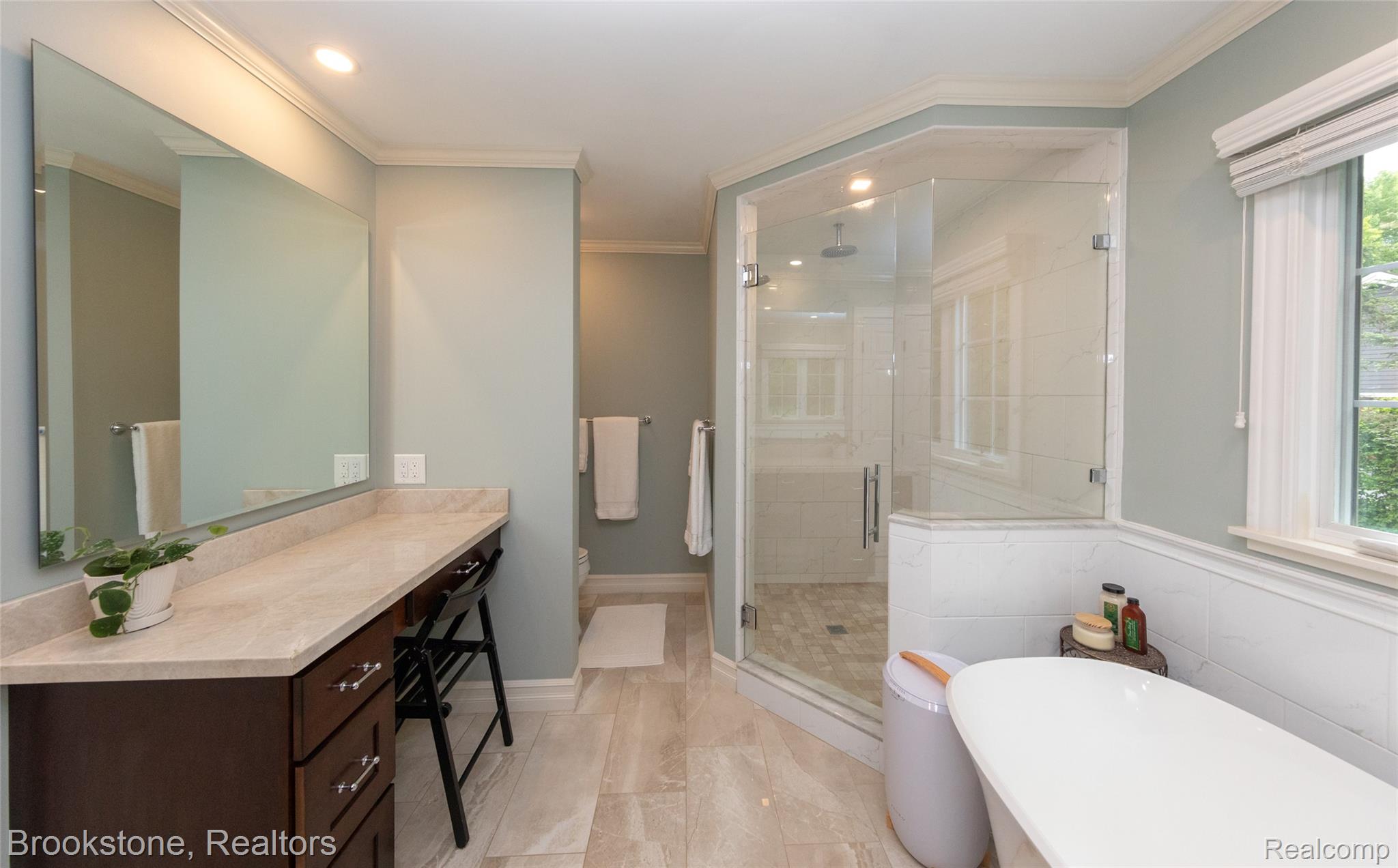 10207 Boulder Pass