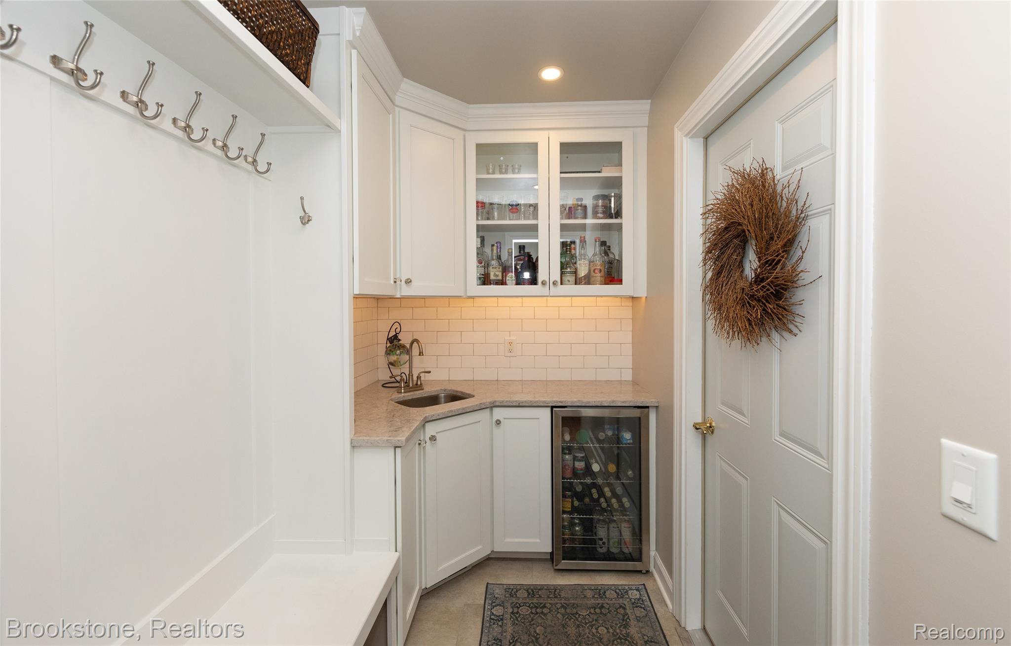 10207 Boulder Pass