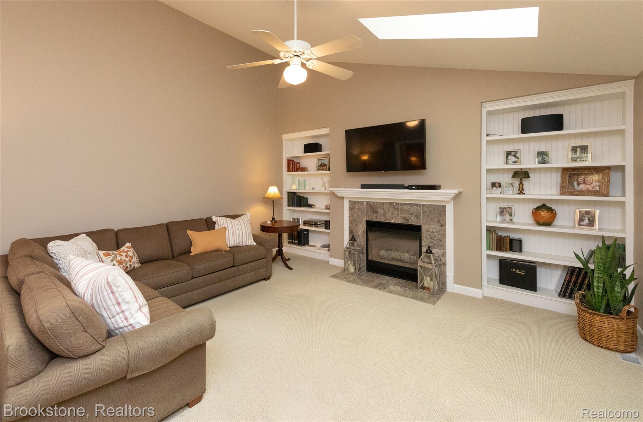 10207 Boulder Pass