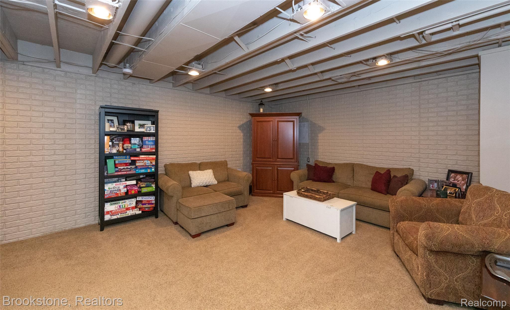10207 Boulder Pass
