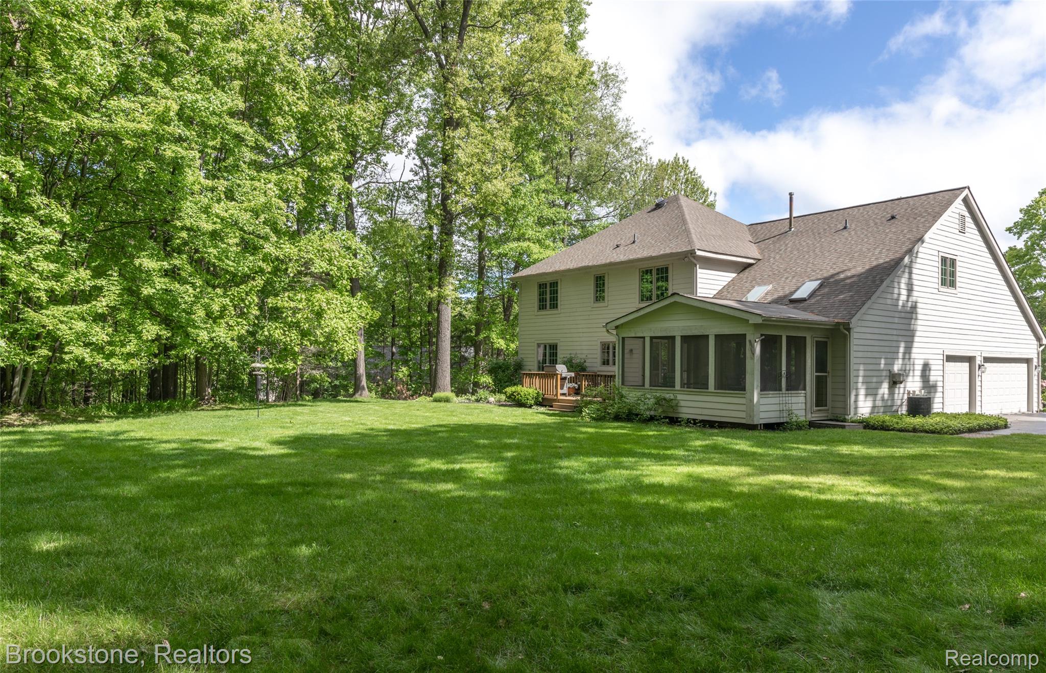 10207 Boulder Pass