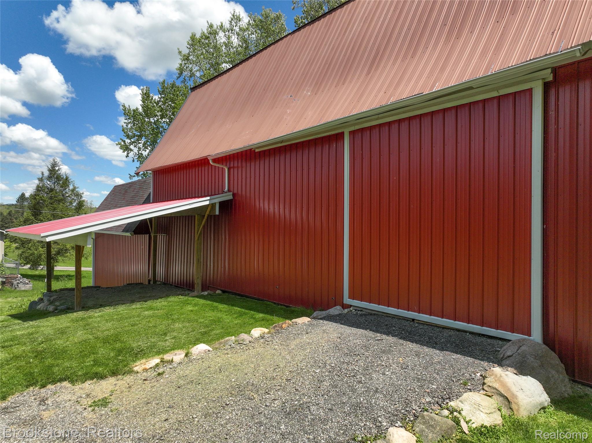 2220 S Hadley Road
