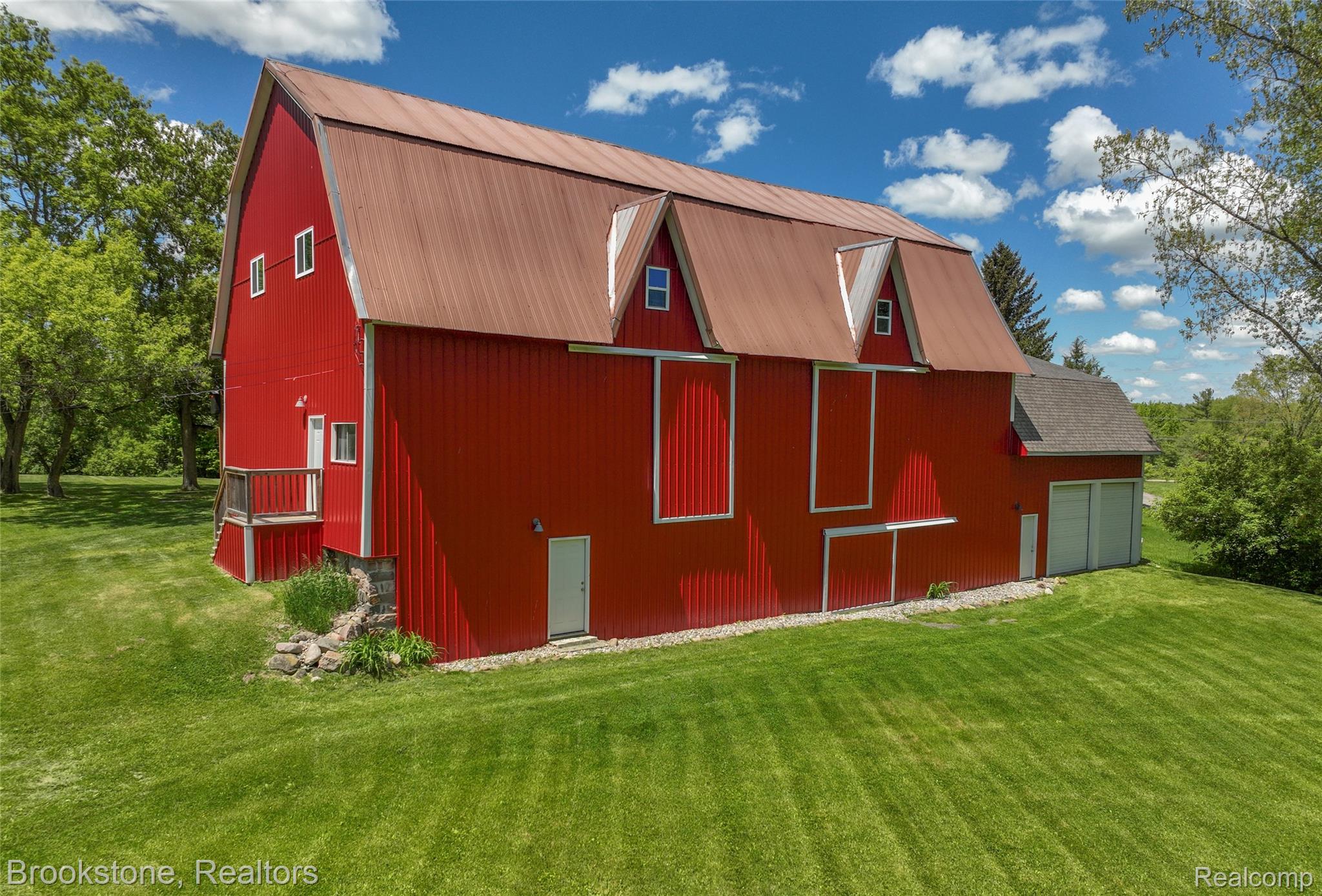 2220 S Hadley Road