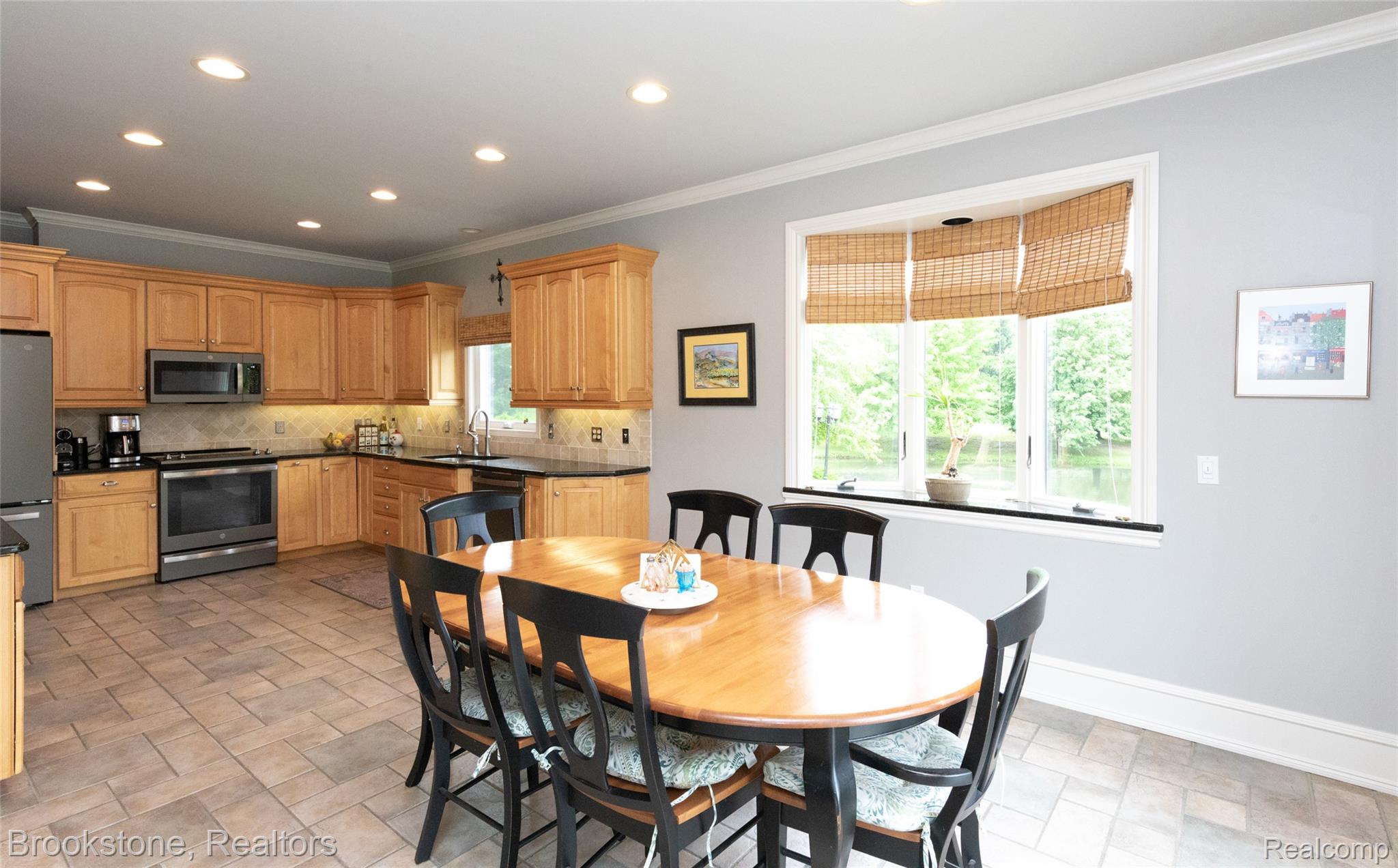 7859 BROOK LANE