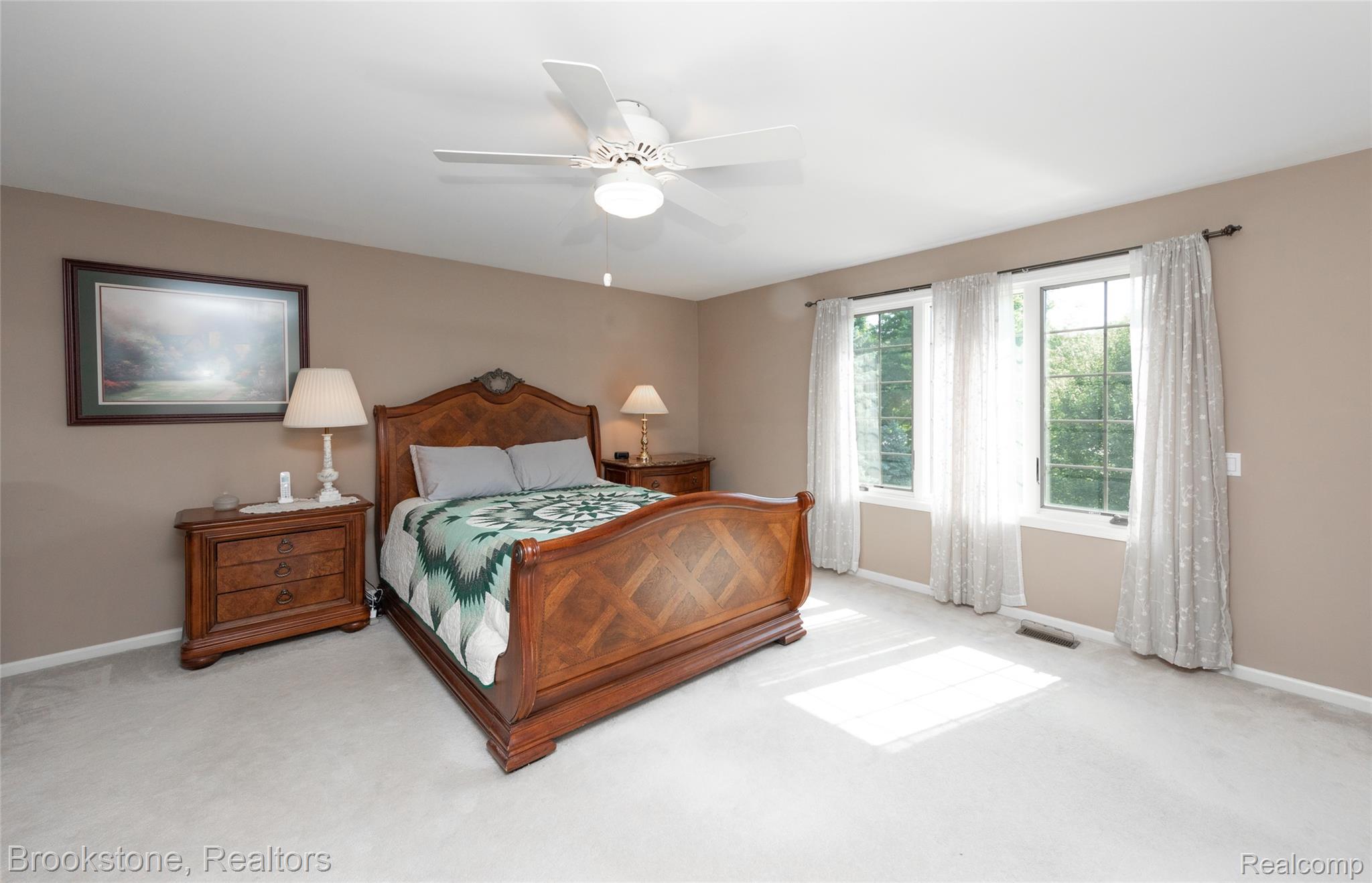 6871 Berry Pointe Drive