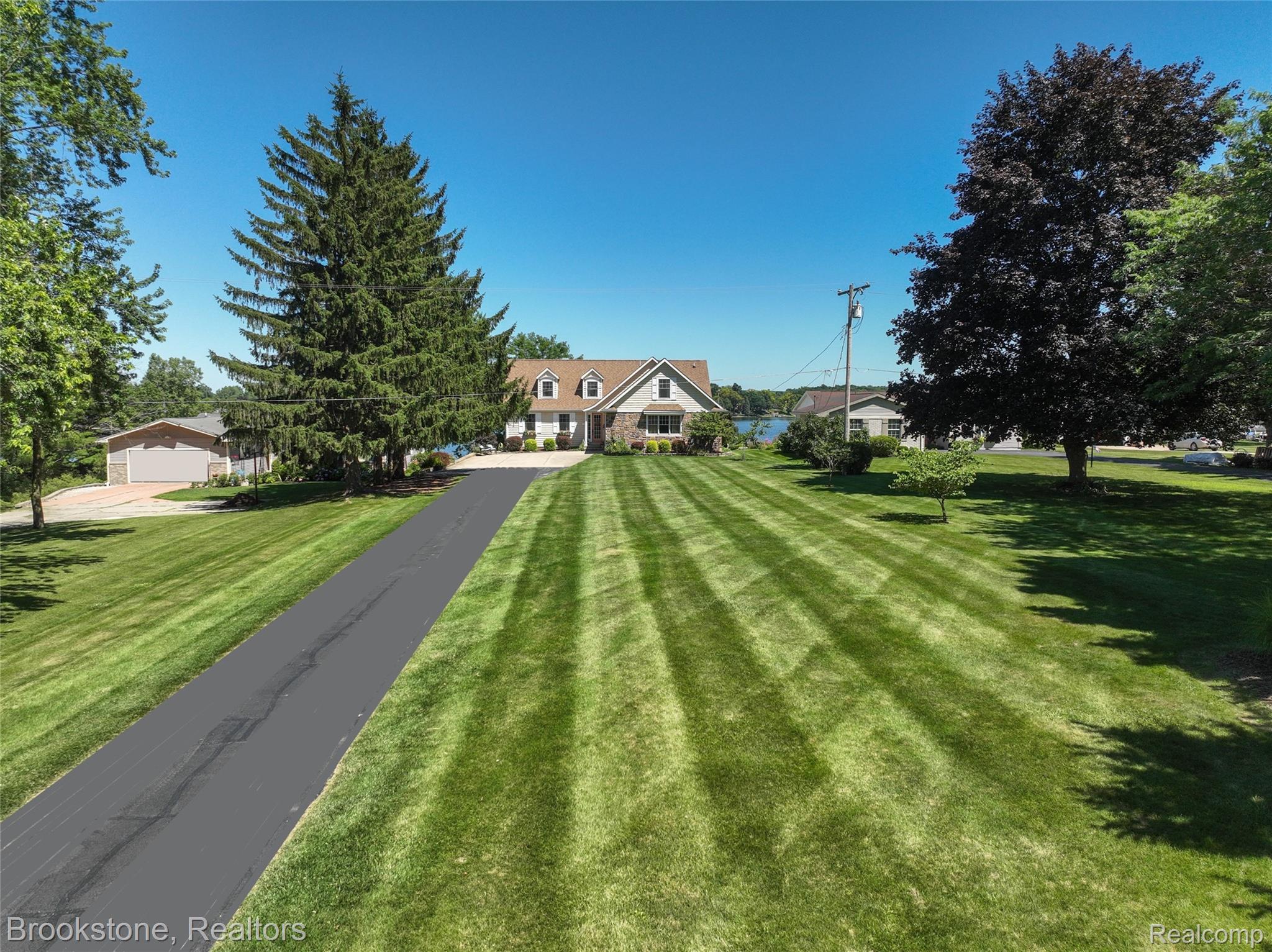 9317 Ridge Road