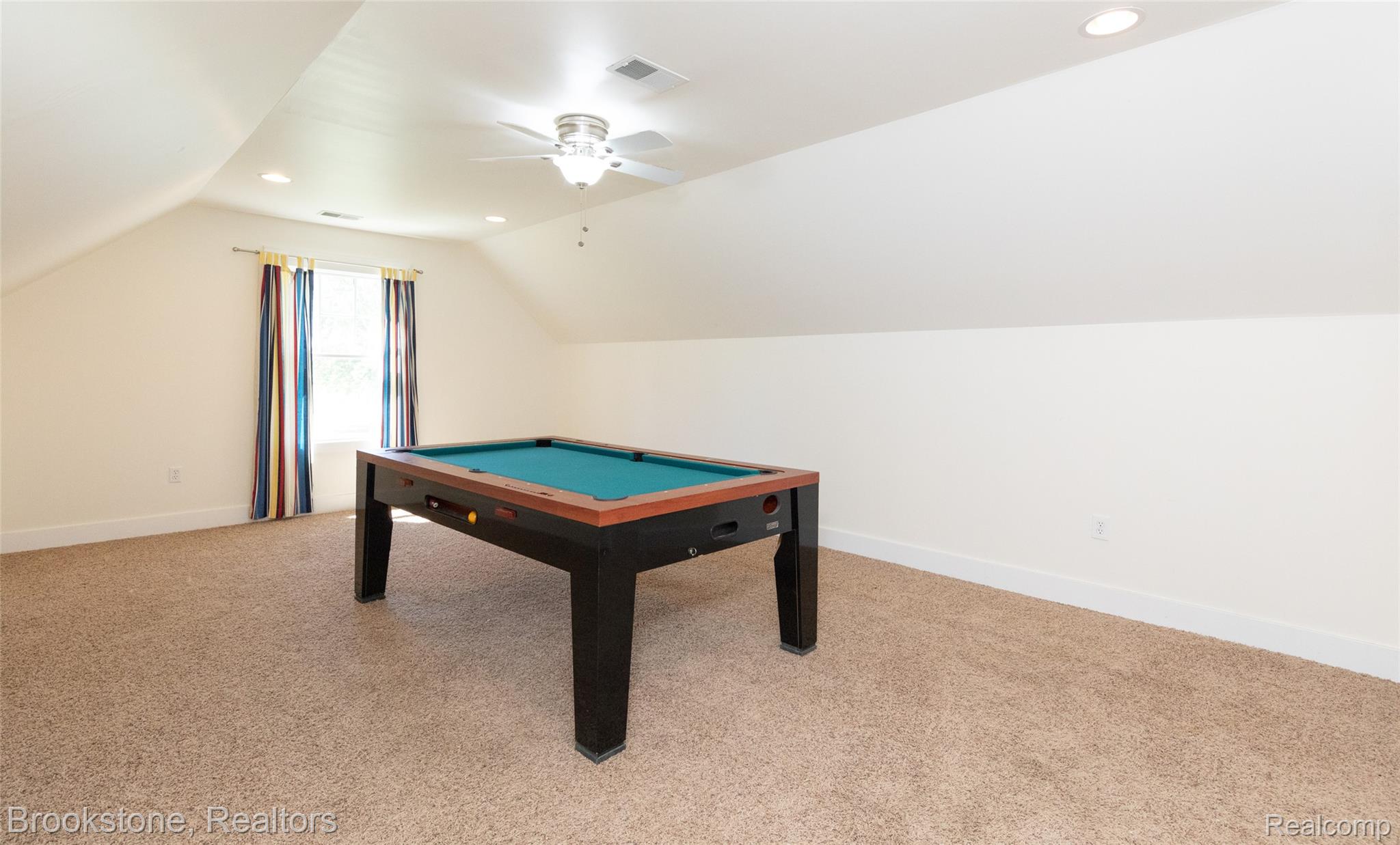 9317 Ridge Road