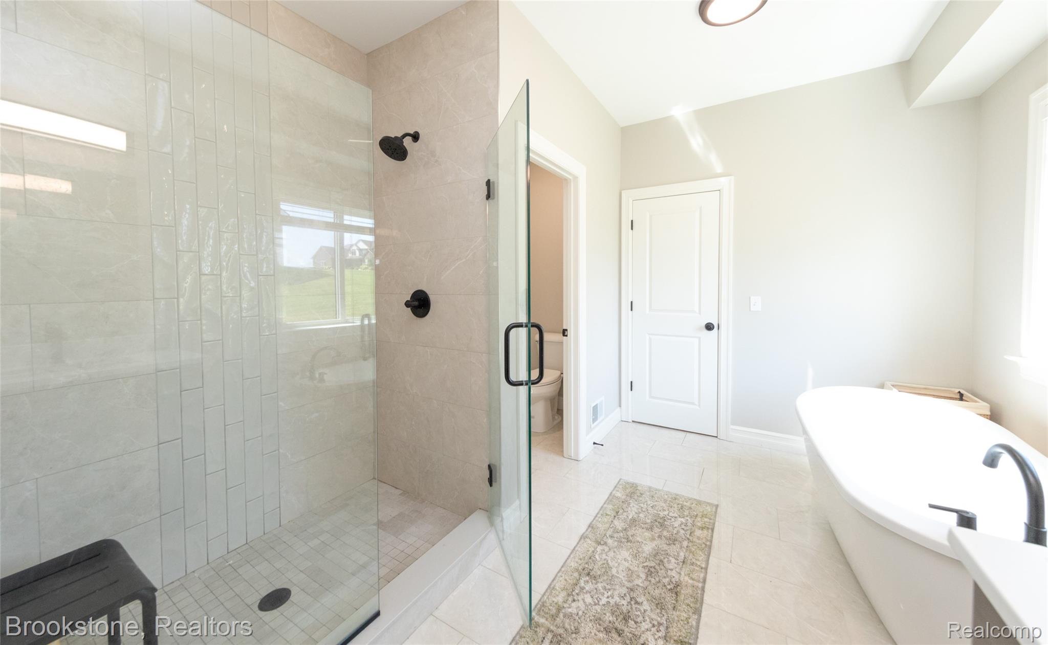 973 Highland View Lane