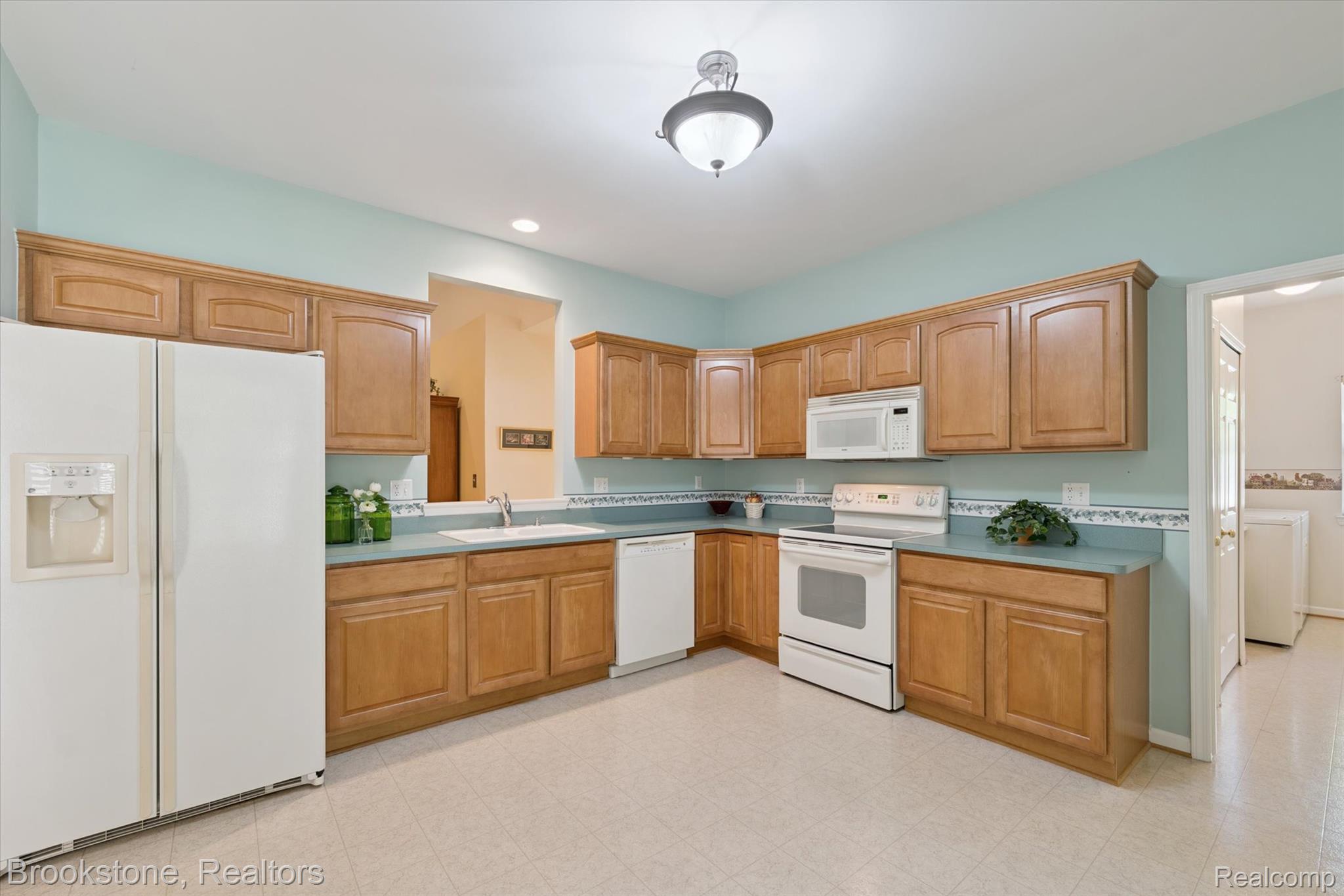 3567 Grove Lane