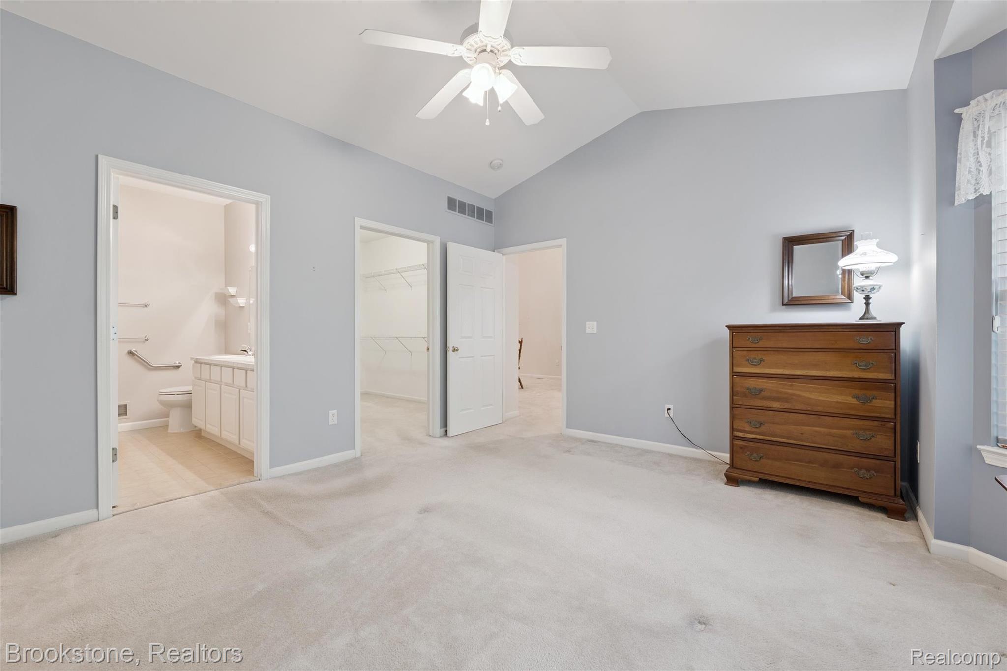 3567 Grove Lane