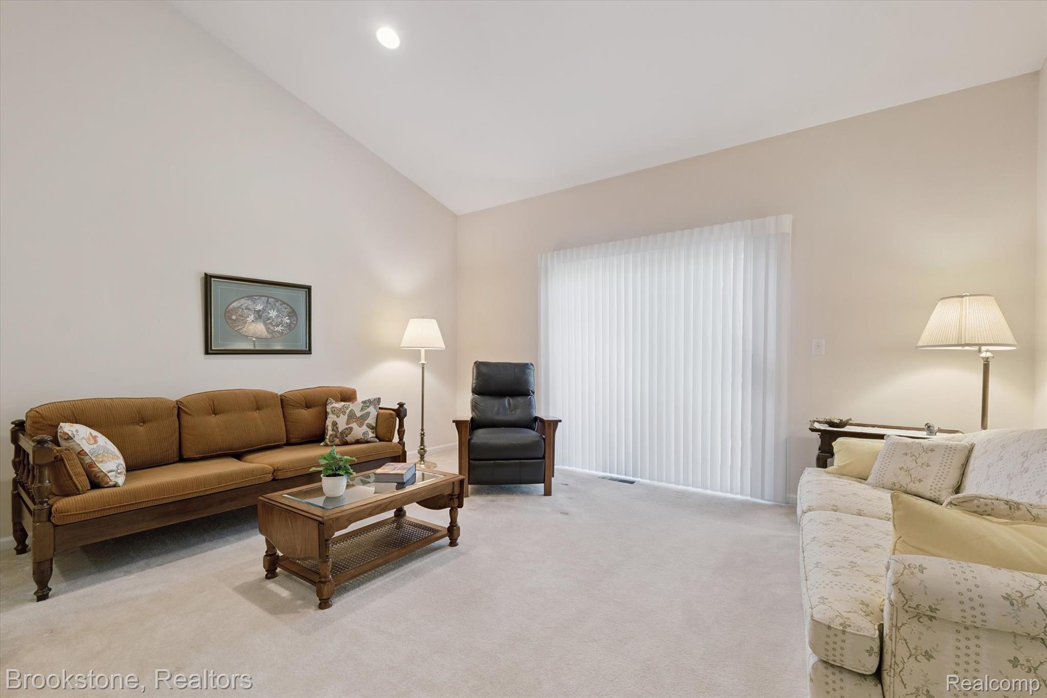 3567 Grove Lane