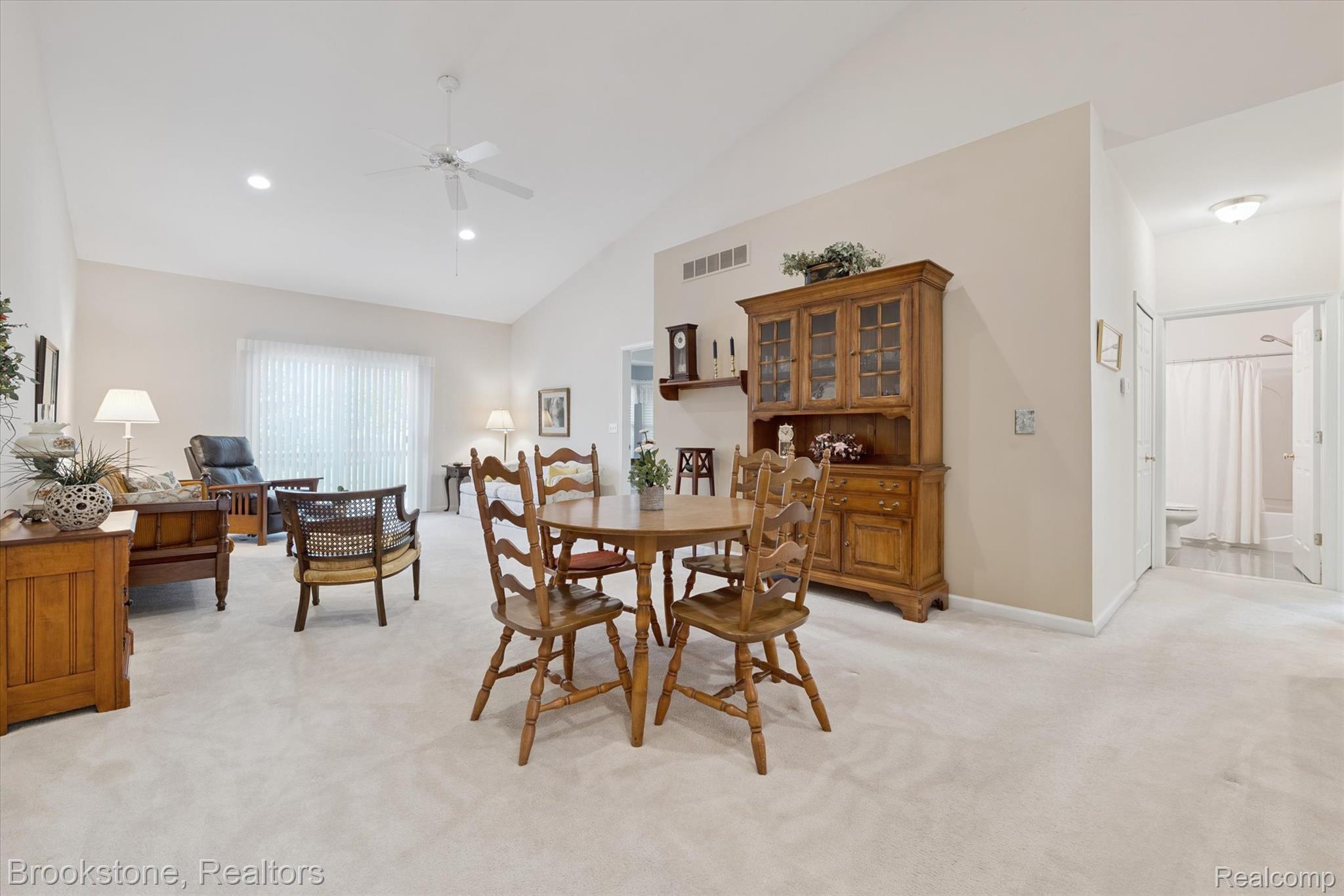 3567 Grove Lane