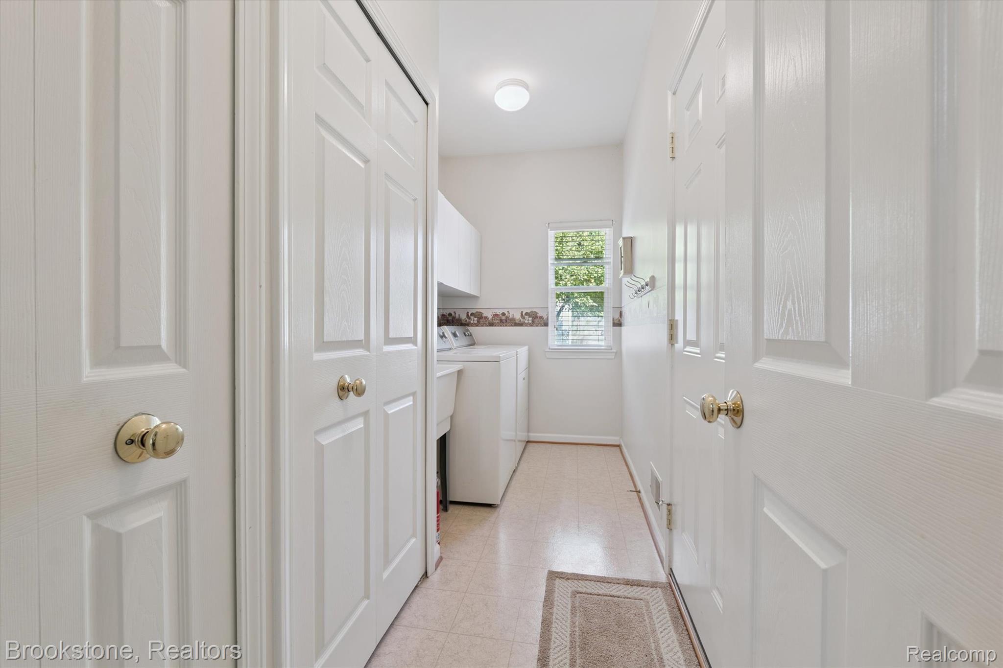 3567 Grove Lane