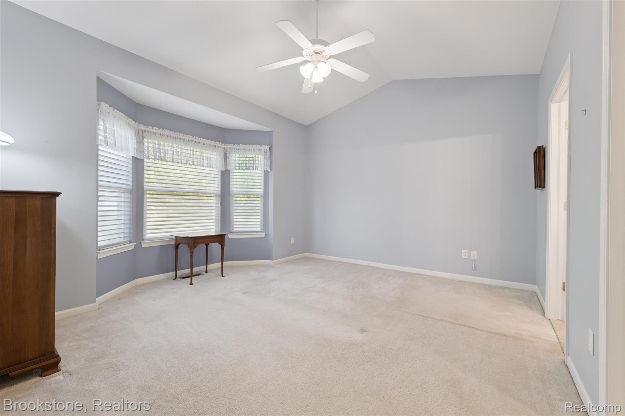 3567 Grove Lane