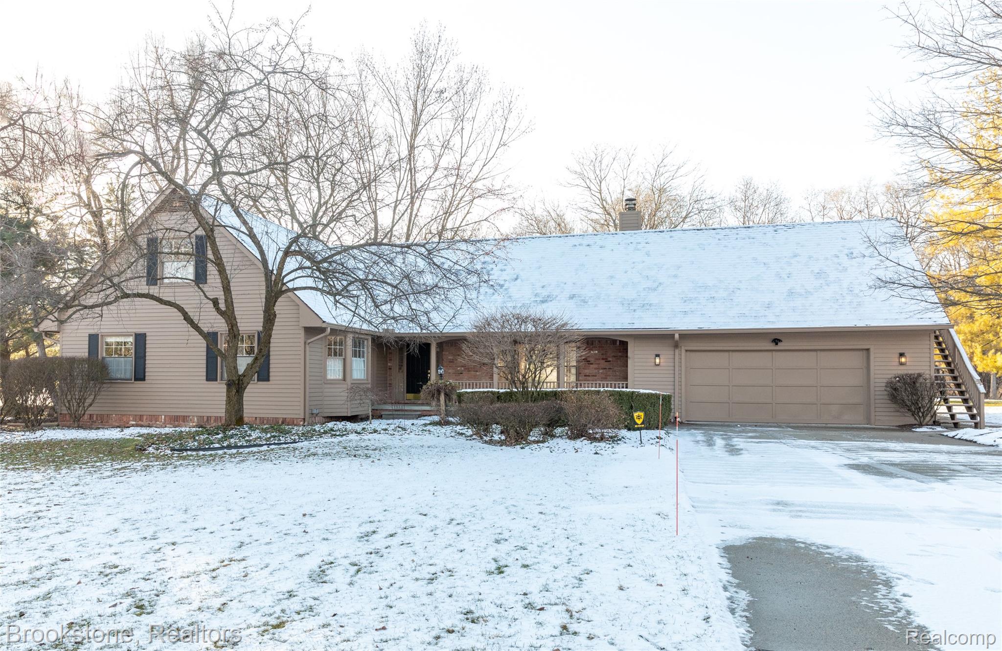 2734 LENOX