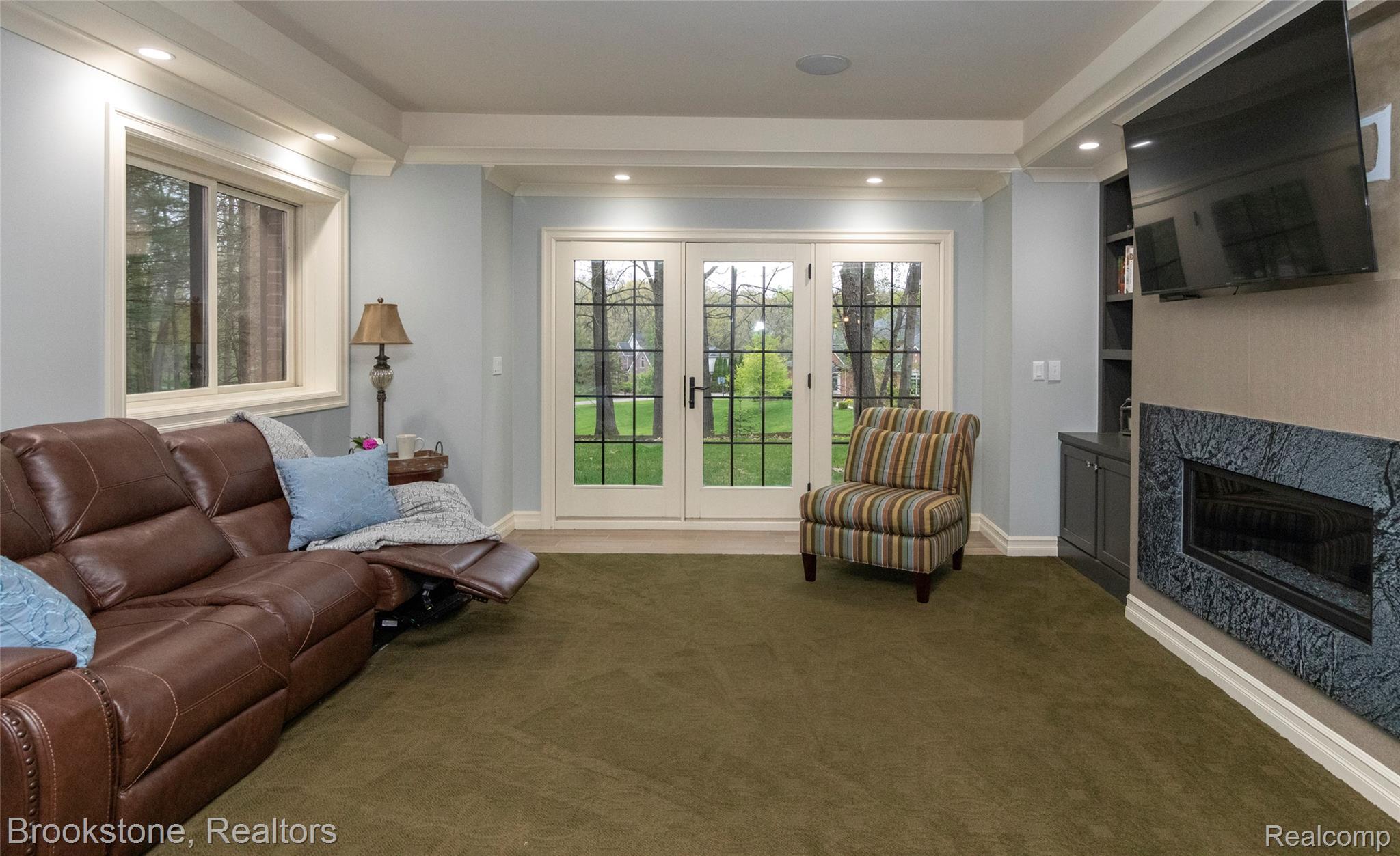 2157 CANTERWOOD