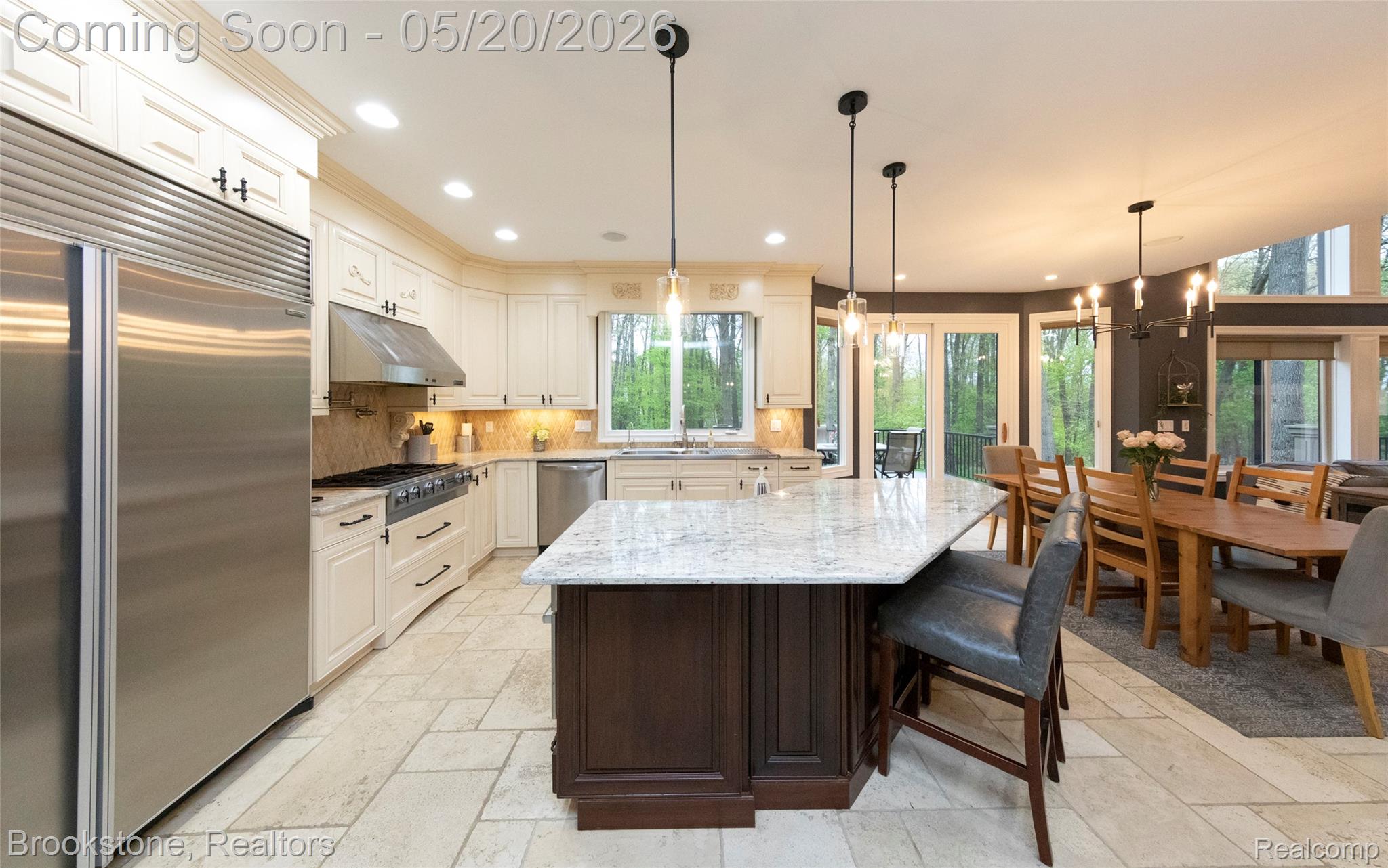 2157 CANTERWOOD