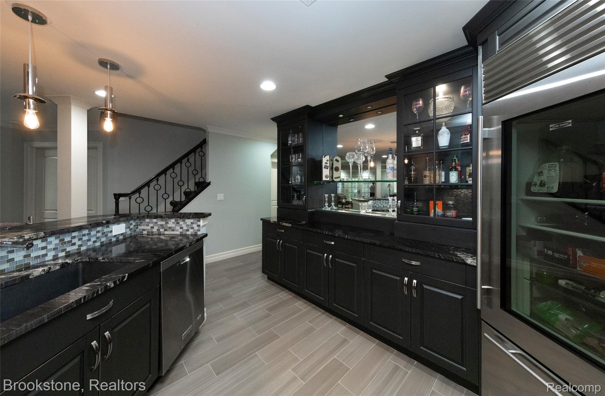 2157 CANTERWOOD