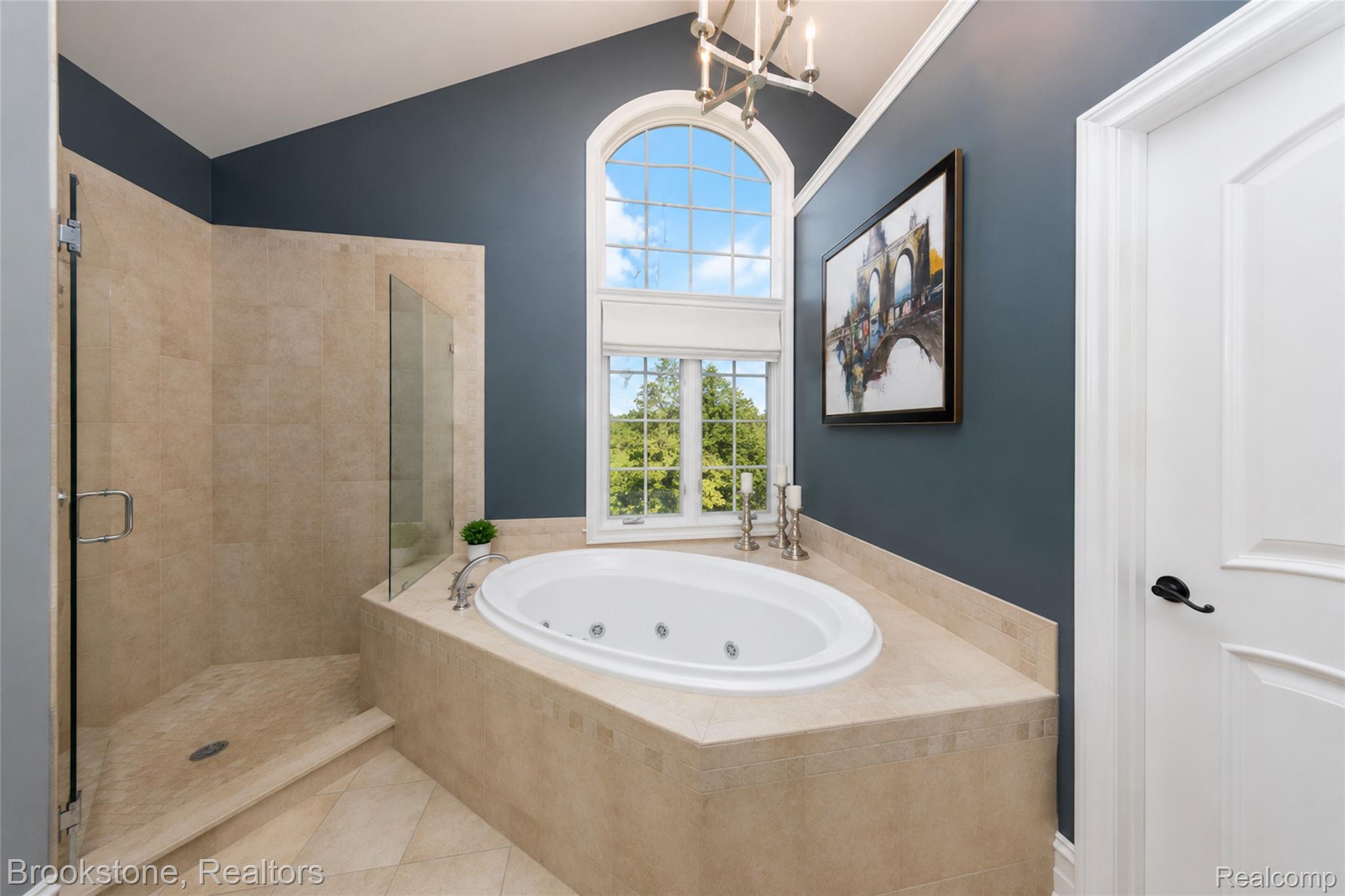2157 CANTERWOOD