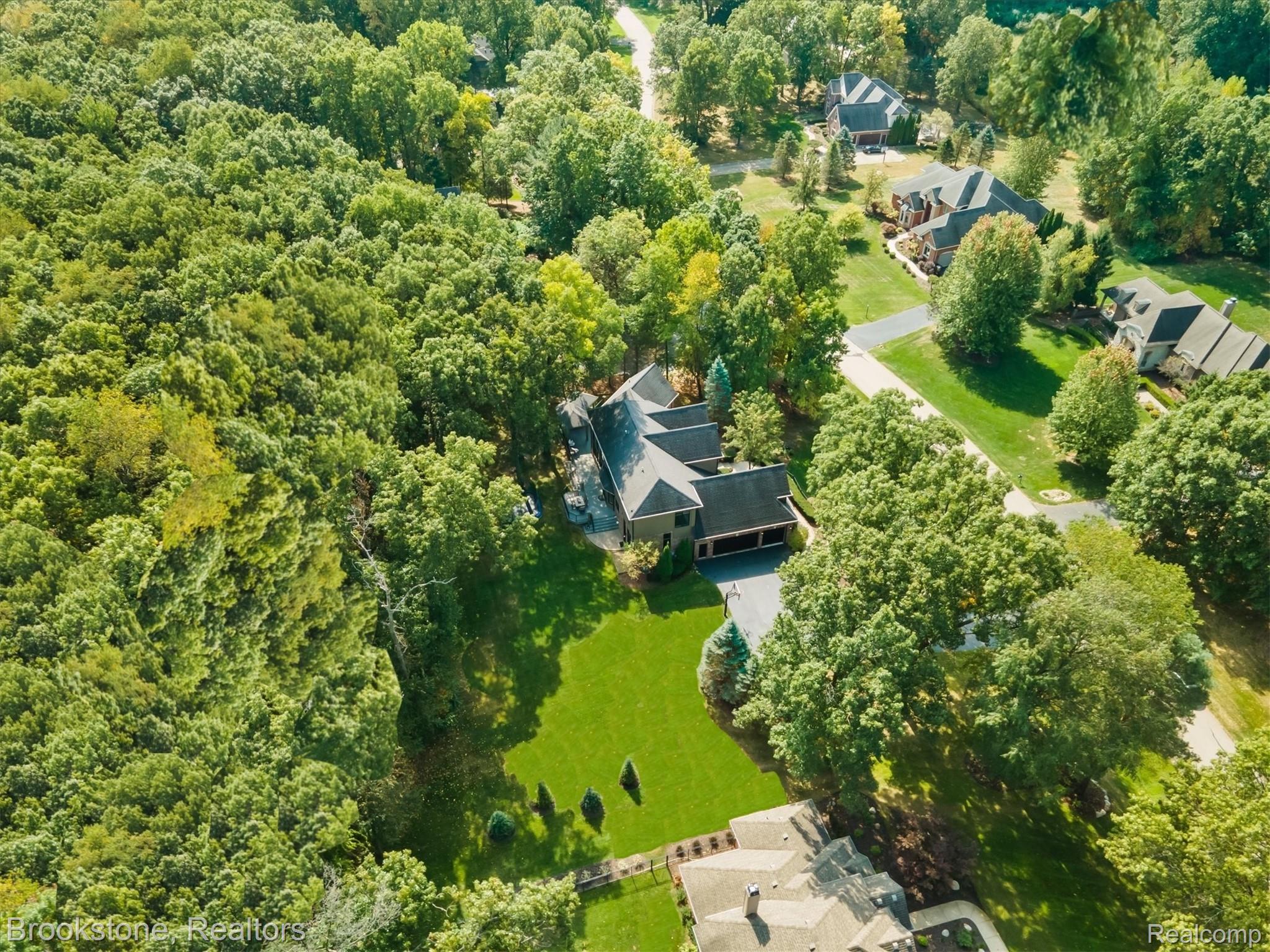 2157 CANTERWOOD