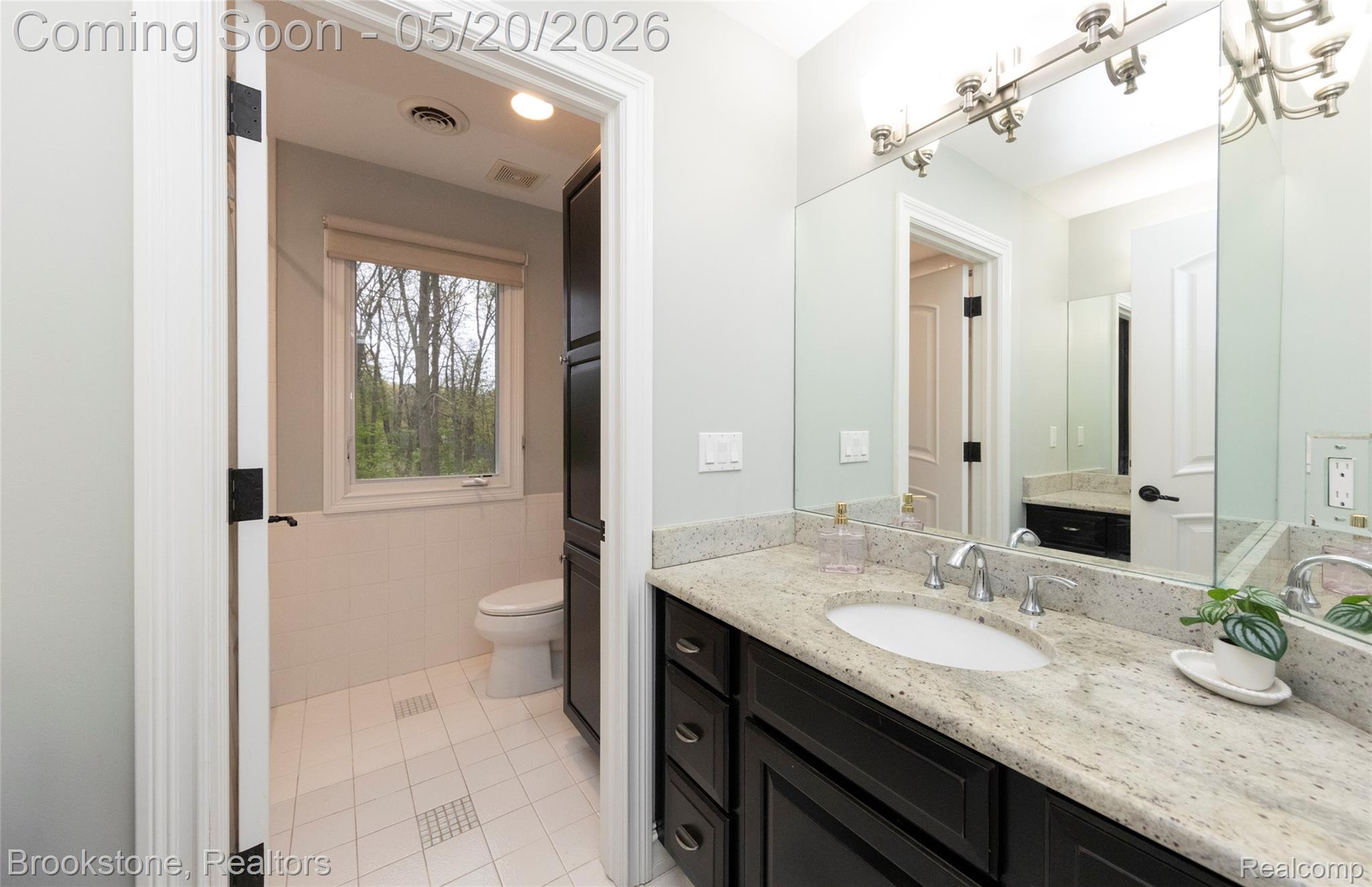 2157 CANTERWOOD