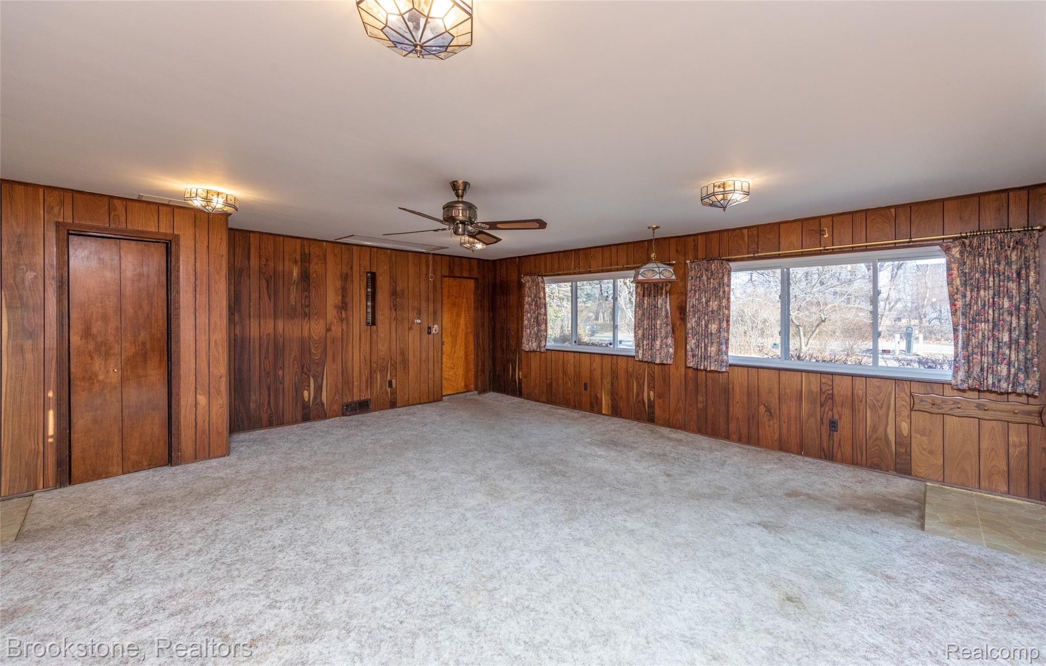 656 S S CASS LAKE Road