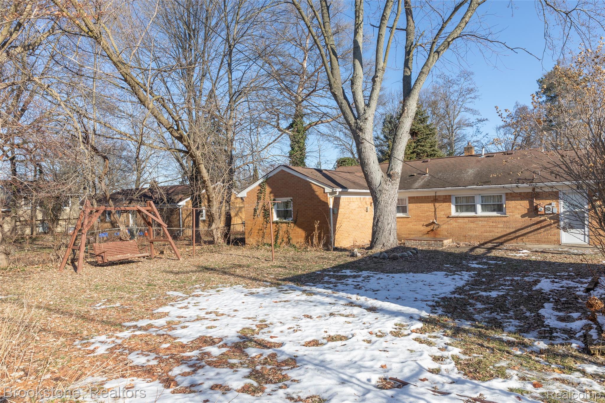 656 S S CASS LAKE Road