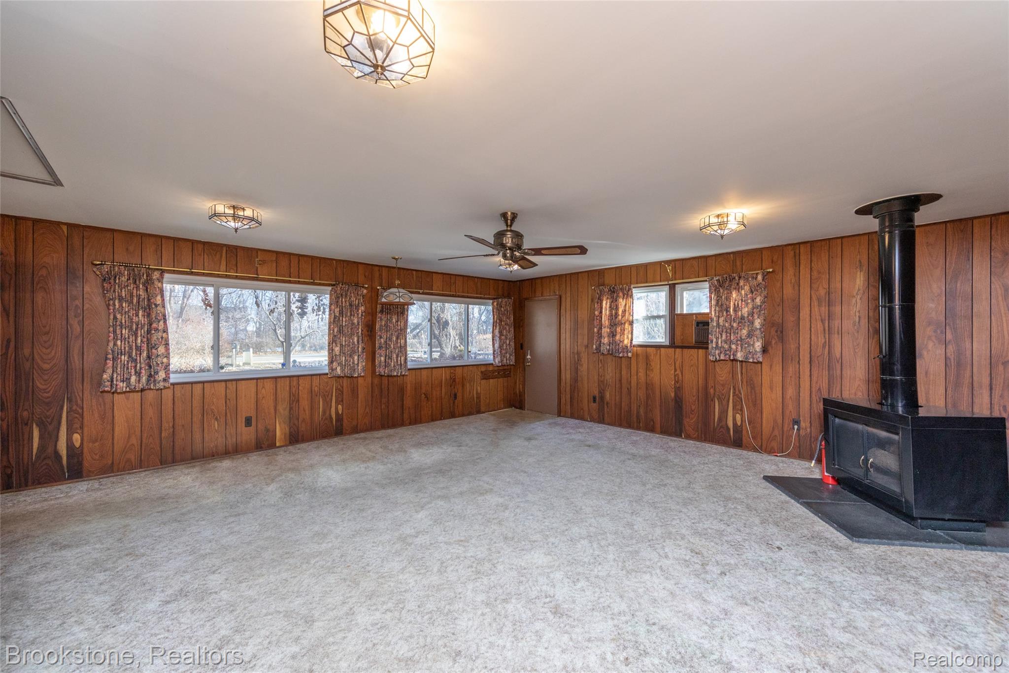 656 S S CASS LAKE Road