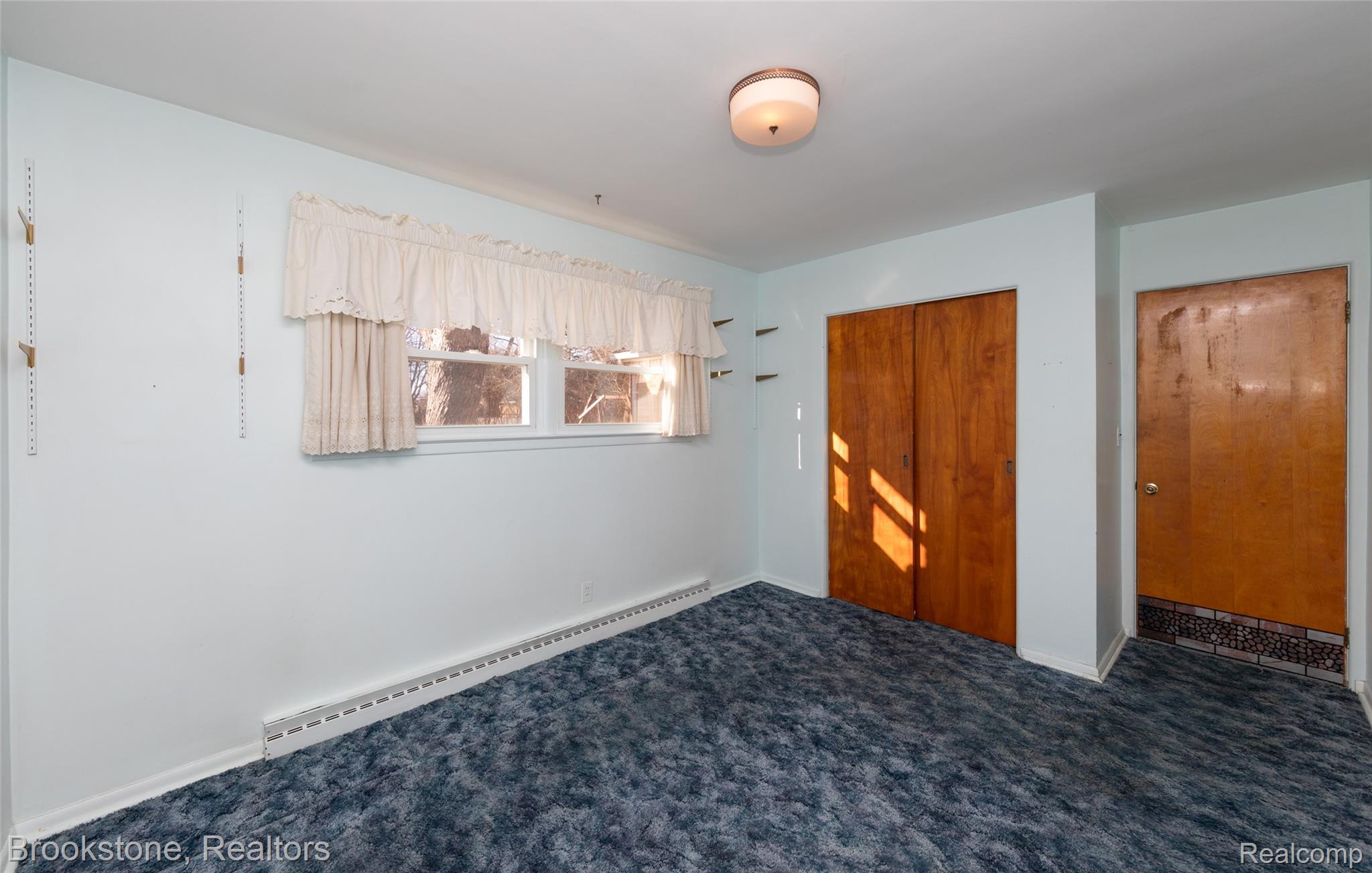 656 S S CASS LAKE Road