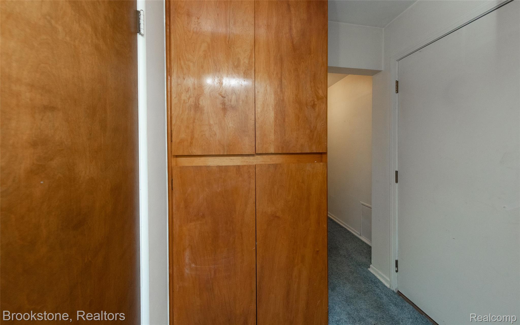 656 S S CASS LAKE Road