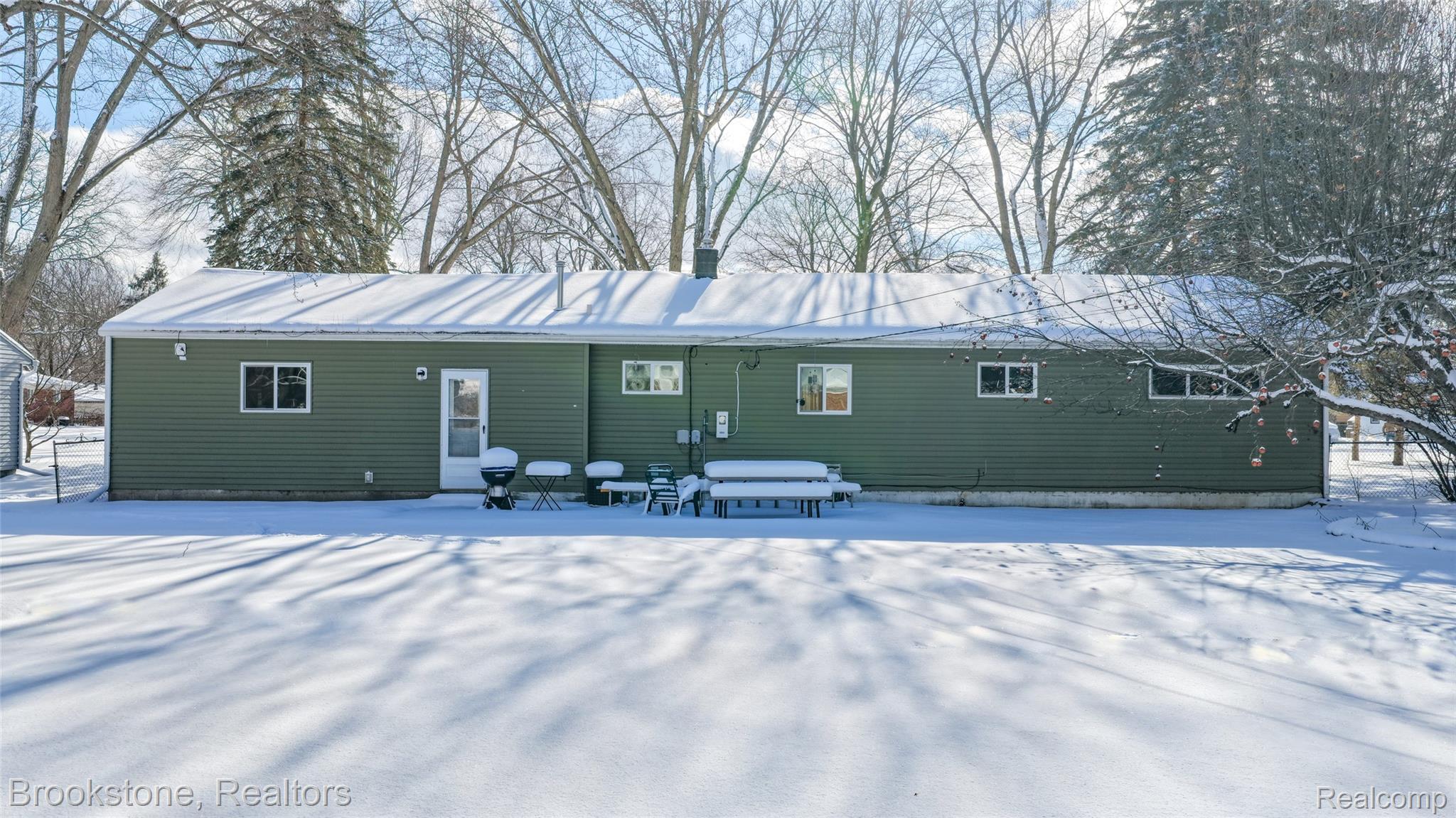 3474 FORT Drive