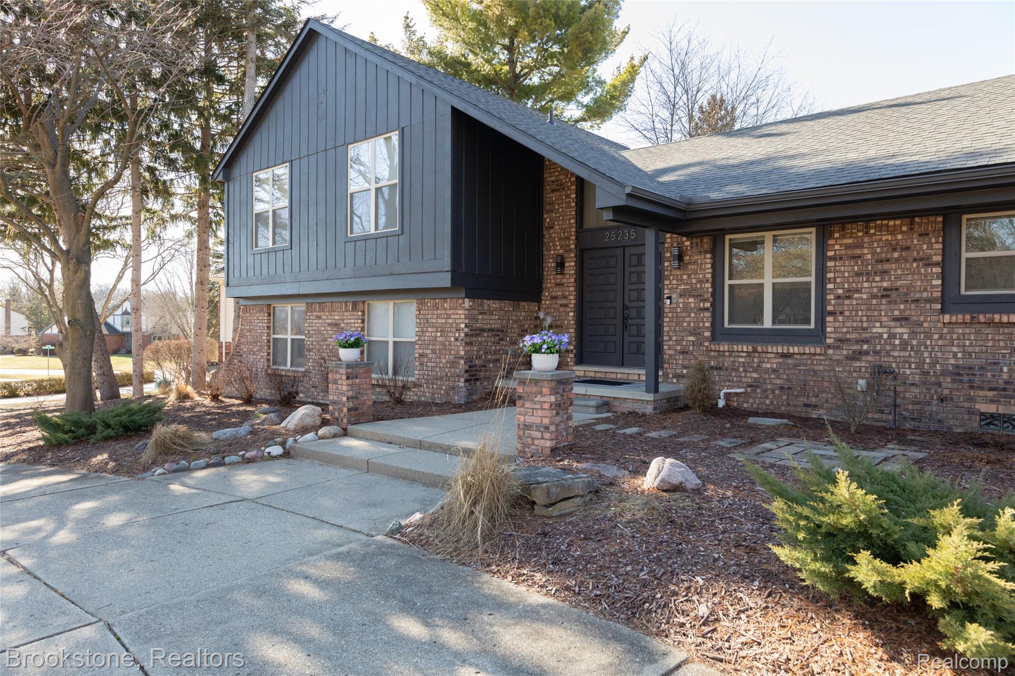 25235 CAROLLTON
