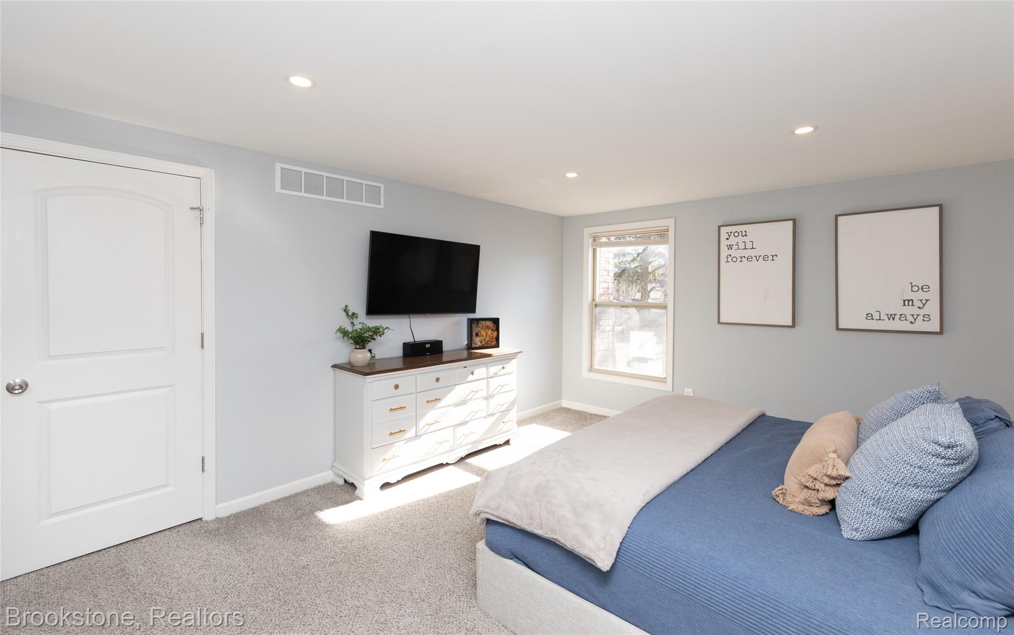 25235 CAROLLTON
