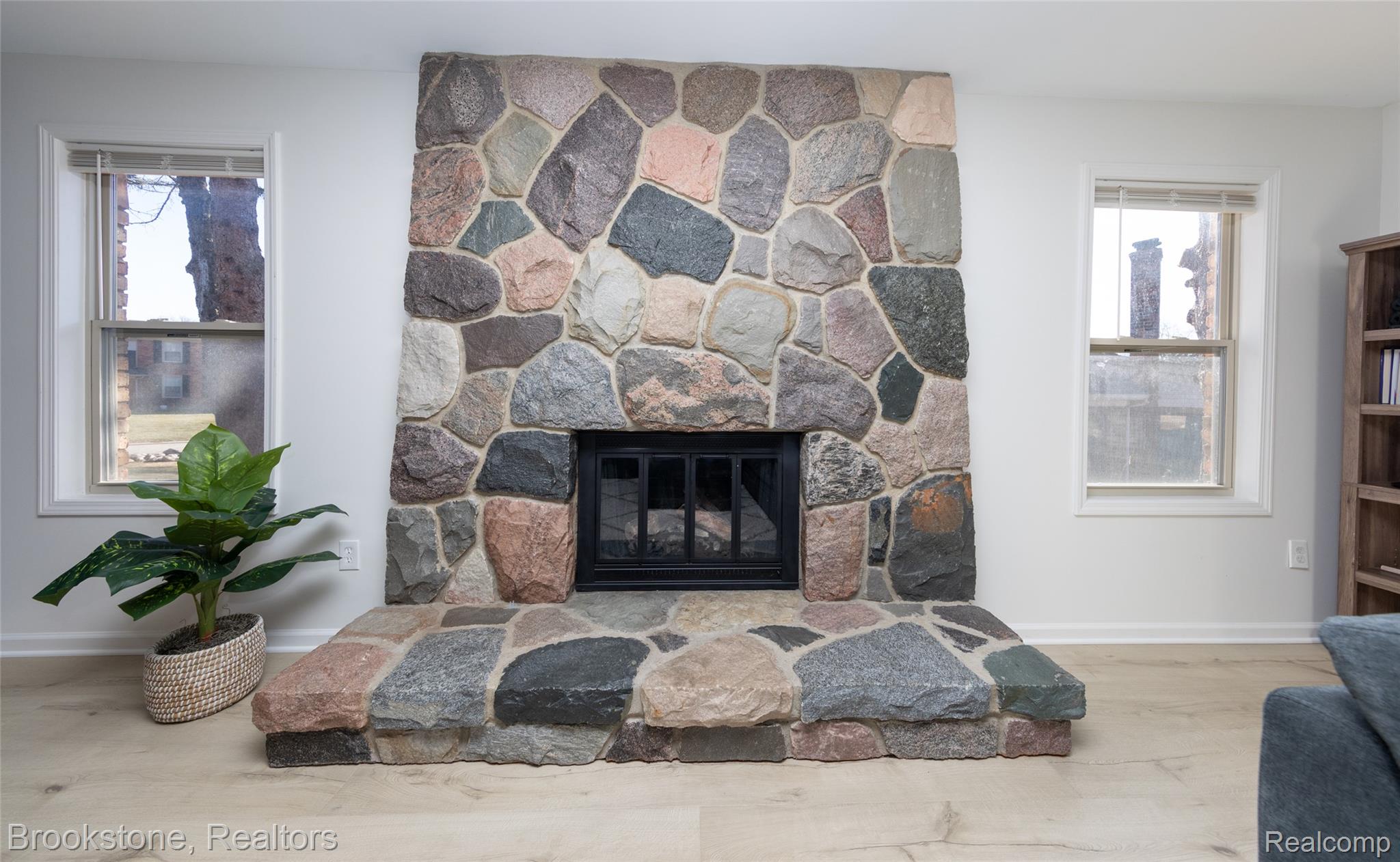 25235 CAROLLTON